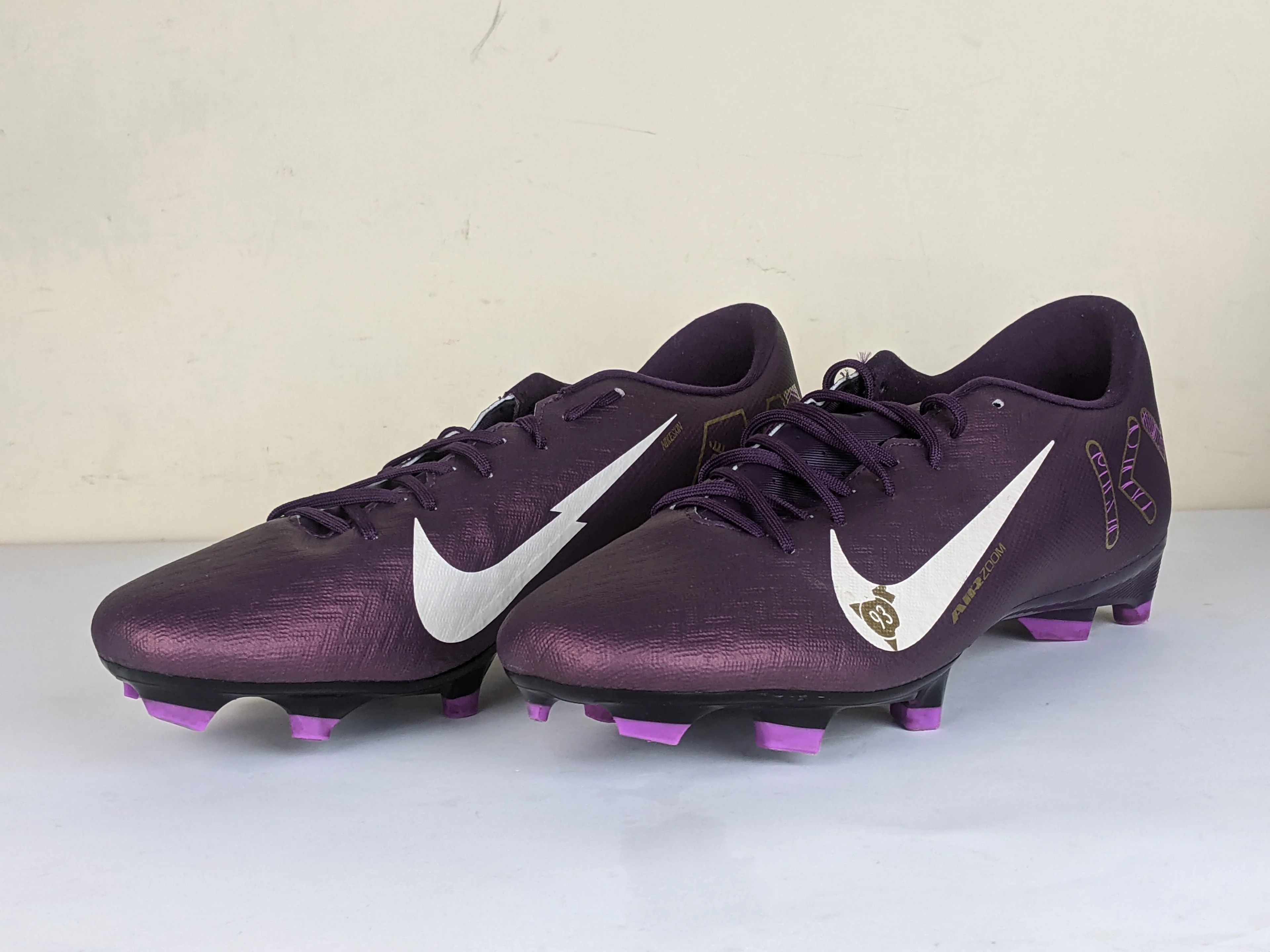 Nike Nike Air Zoom Mercurial Vapor XVI x Mbappe football boot Size US 10.5 / EU 43-44 - 3 Thumbnail