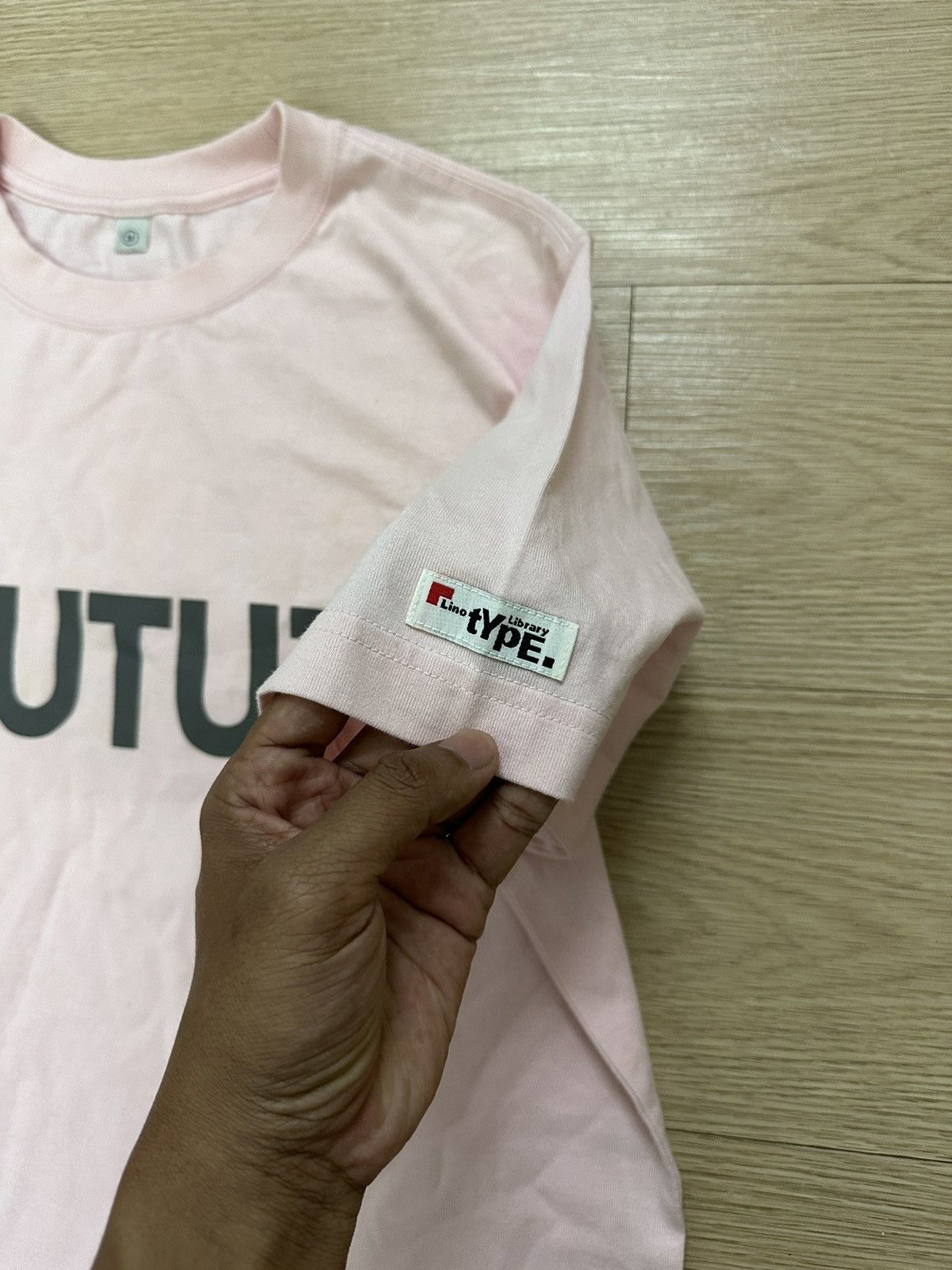 Futura × Recon × Vintage Rare Beautiful Vintage Futura Mirror Spellout Tee Light Pink Size US M / EU 48-50 / 2 - 7 Thumbnail