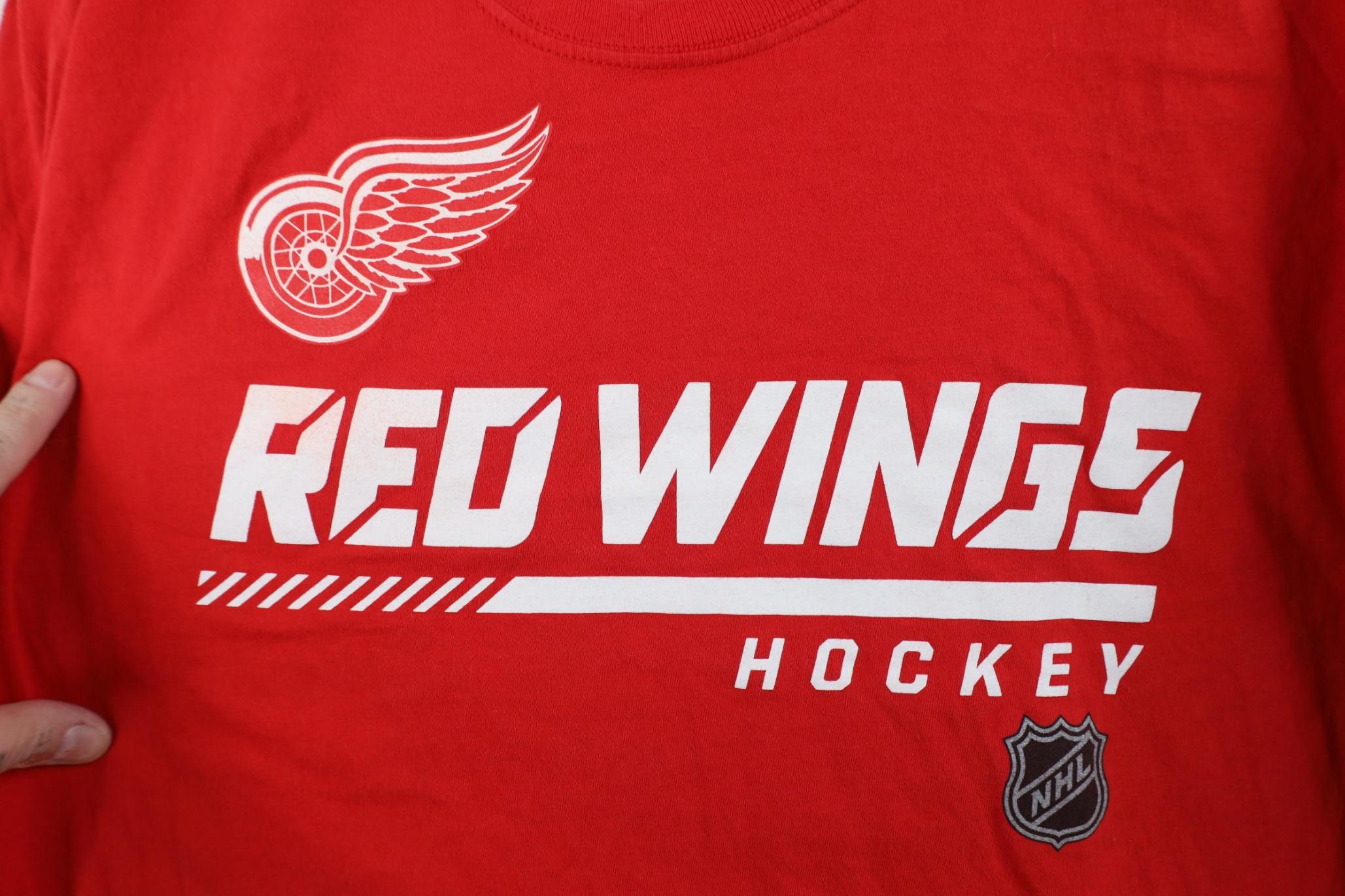 Vintage Fanatics Authentic Pro Red Wings Hockey Long Sleeve T-Shirt Size US L / EU 52-54 / 3 - 5 Thumbnail