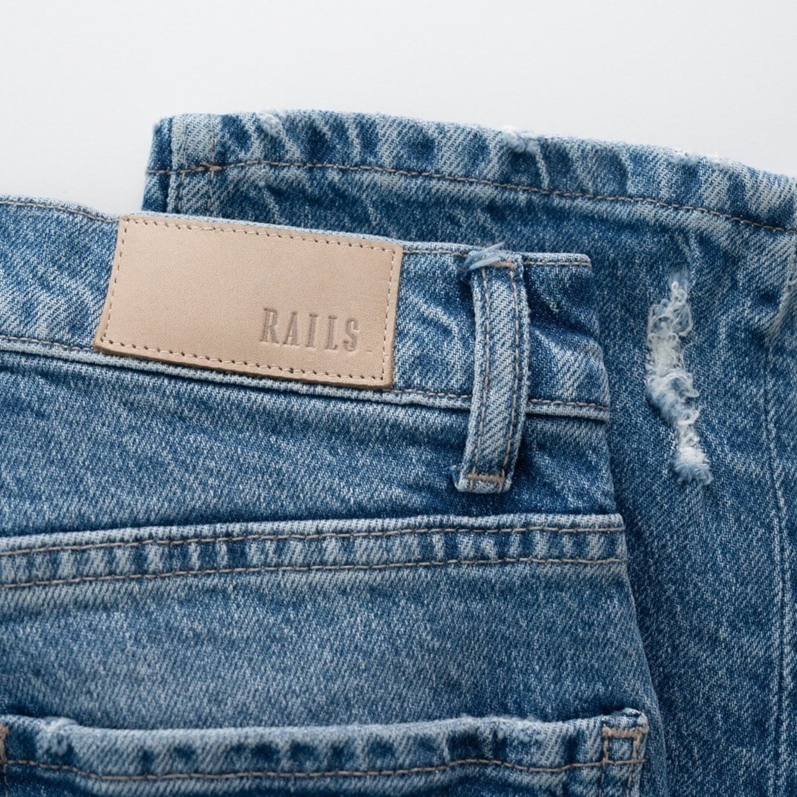 Rails Rails. The Melrose Distress Jeans. Size 26" / US 2 / IT 38 - 14 Thumbnail