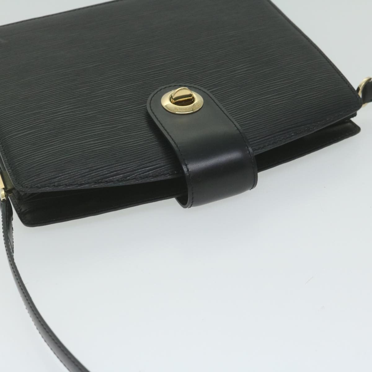 Louis Vuitton LOUIS VUITTON Epi Capuchin Shoulder Bag Black M52342 Size ONE SIZE - 6 Thumbnail