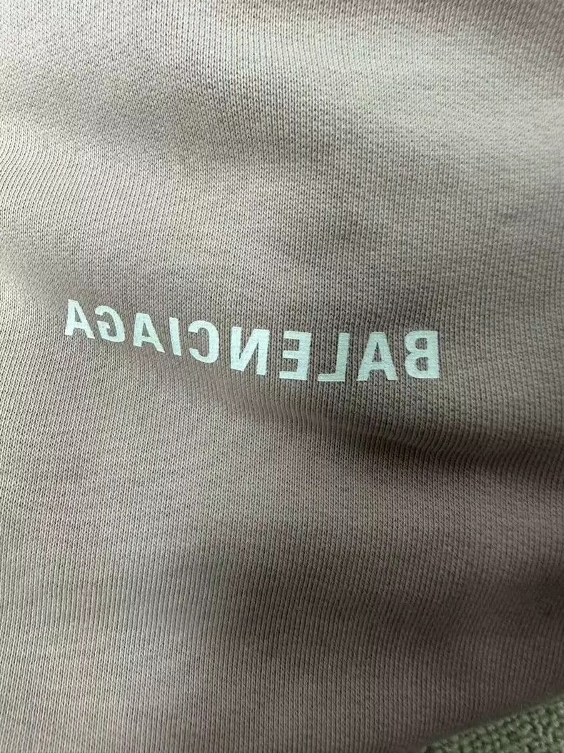 Balenciaga Balenciaga Inverted Letter Logo Zipper Hoodie Size US M / EU 48-50 / 2 - 3 Thumbnail