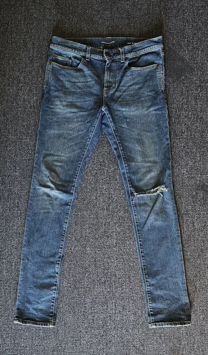 Saint Laurent Paris Saint Laurent Distressed Knee D02 Jeans Size US 31 - 1 Thumbnail