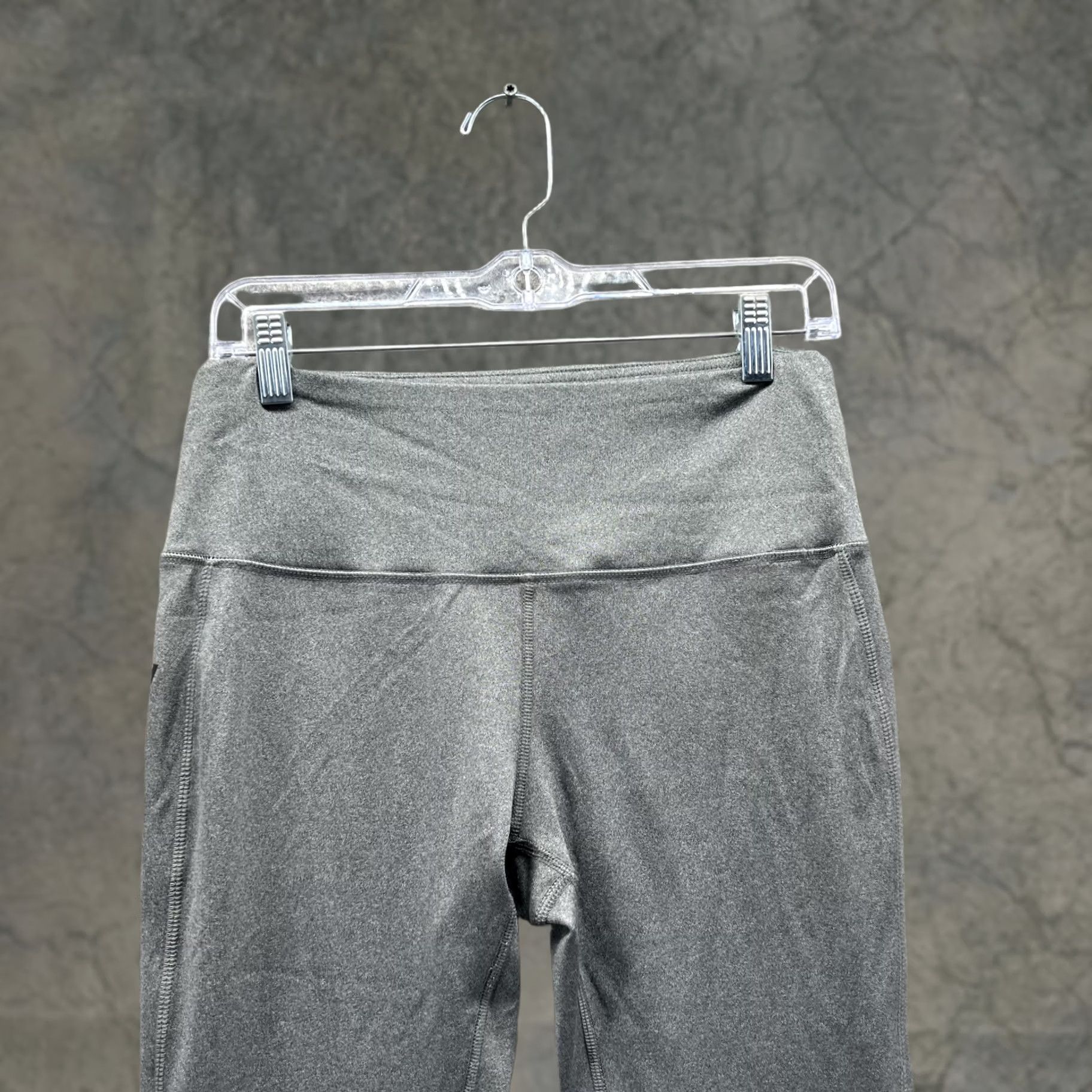 Tapout Tapout Leggings Women Large Gray Athletic Compression Elastic Waist Size 36" / US 14 / IT 50 - 1 Thumbnail