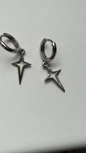 Jewelry Kuramochi x Rina 4 Point Star Earring Size ONE SIZE - 5 Thumbnail