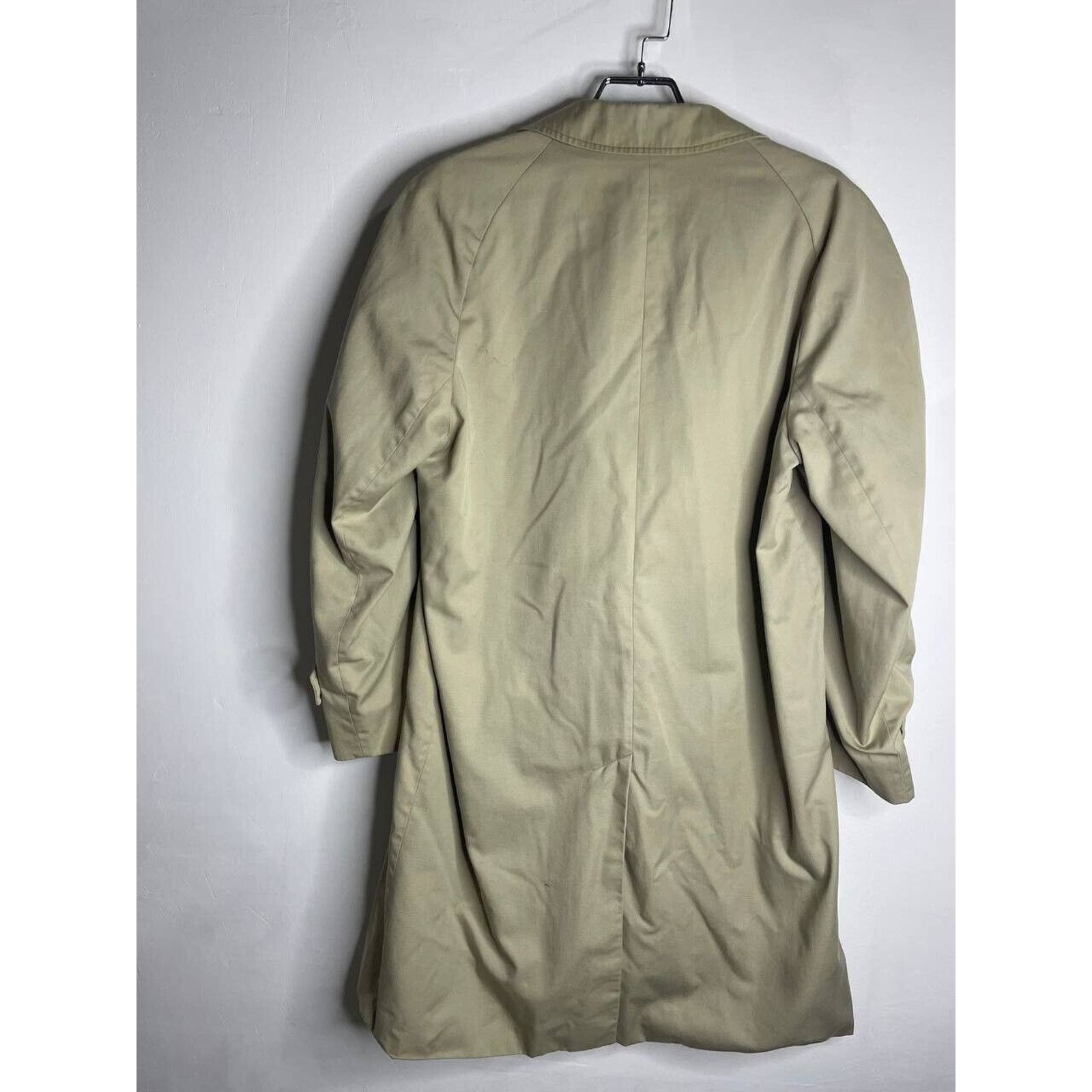 Aquascutum × Vintage Vintage Aquascutum Beige Trench Coat Harrods Lining Size L Size US L / EU 52-54 / 3 - 2 Thumbnail