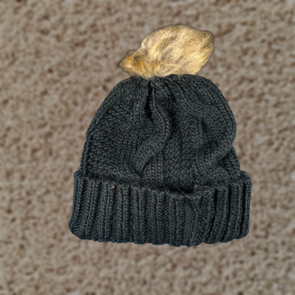 Vintage Berkshire Handkerchief Co Beanie Adult One Size Black Cable Knit Acrylic Pom Hat Size ONE SIZE - 1 Thumbnail