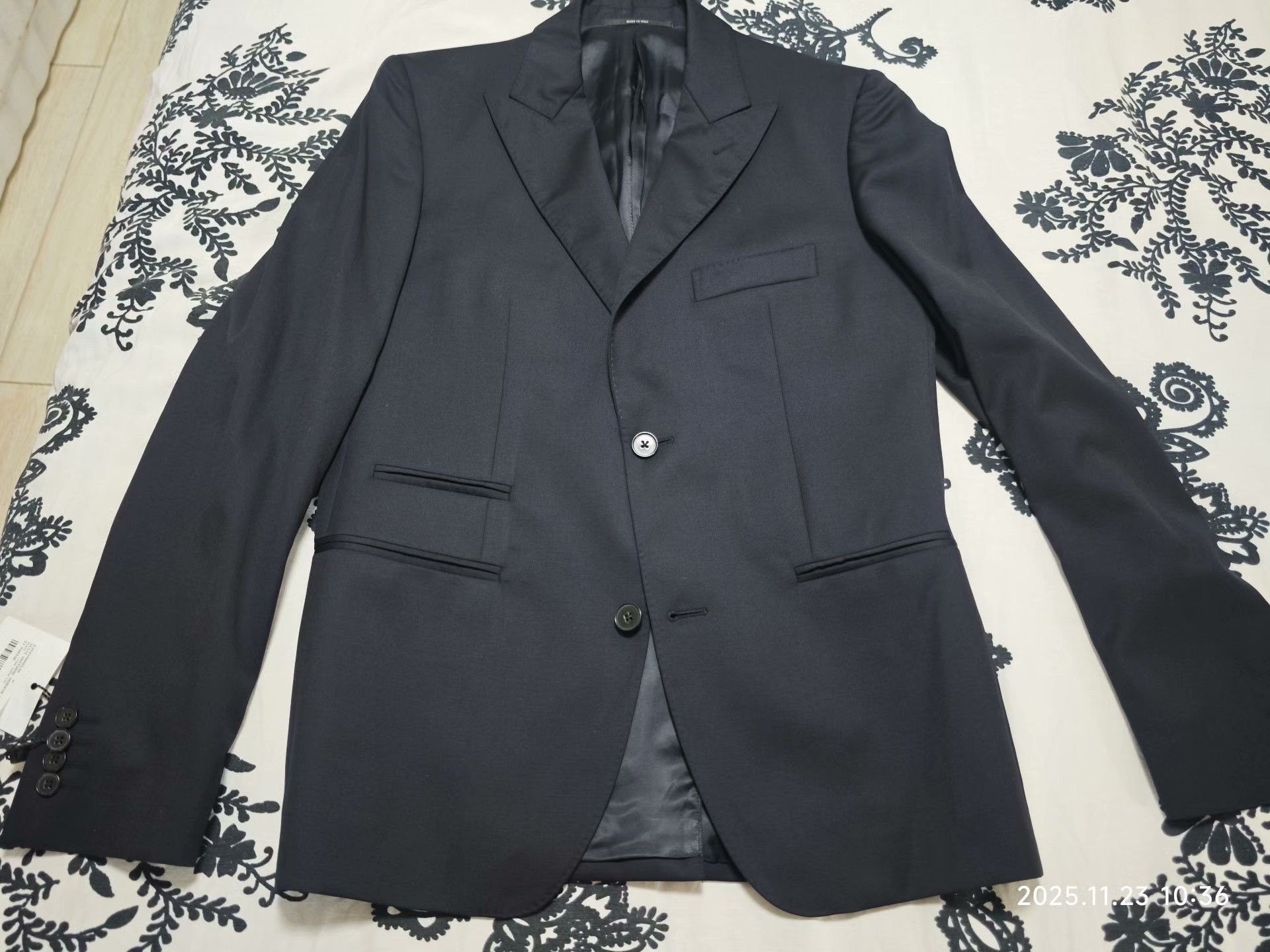Hermes HERMES Men's Marine Blue Wool Suit Size US S / EU 44-46 / 1 - 1 Thumbnail