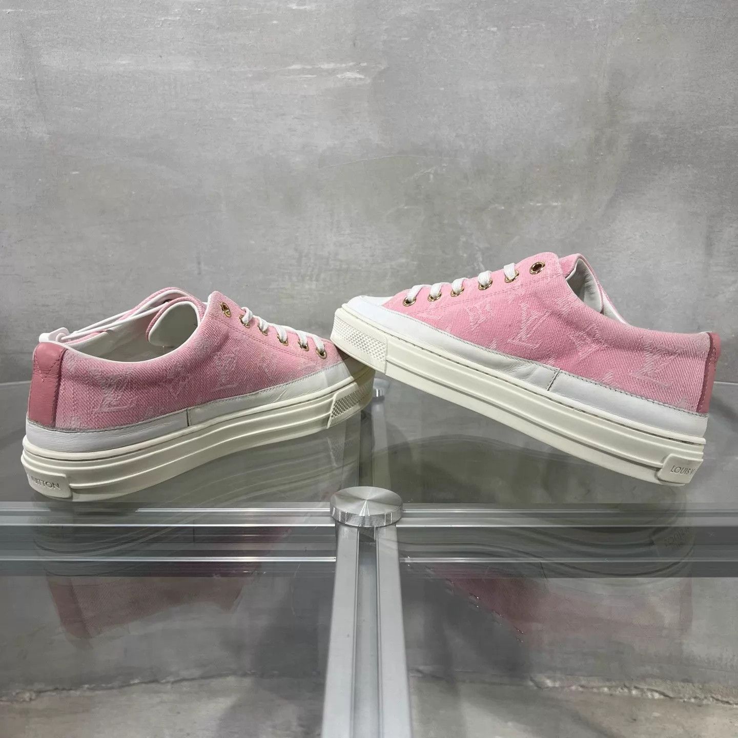 Louis Vuitton LV Monogram canvas sneakers pink 36 Size US 5.5 / IT 35.5 - 5 Thumbnail