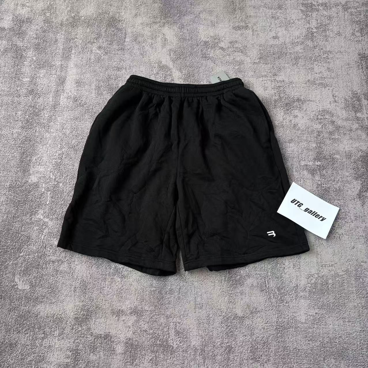 Balenciaga Balenciaga Sporty B Sweat Shorts Size US 28 / EU 44 - 1 Thumbnail