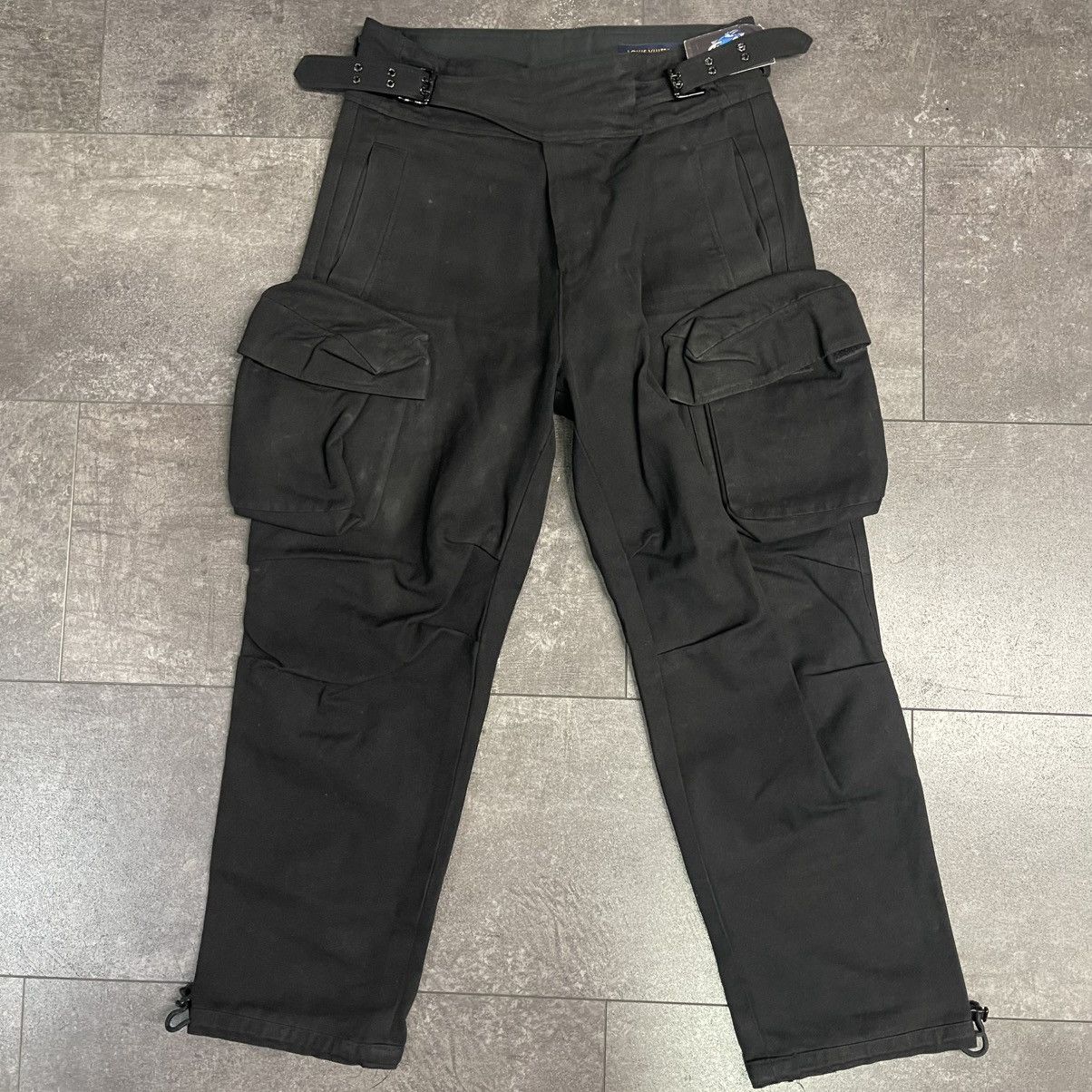 Louis Vuitton Louis Vuitton 3D Pocket Cargo Pants Black Size US 32 / EU 48 - 1 Thumbnail