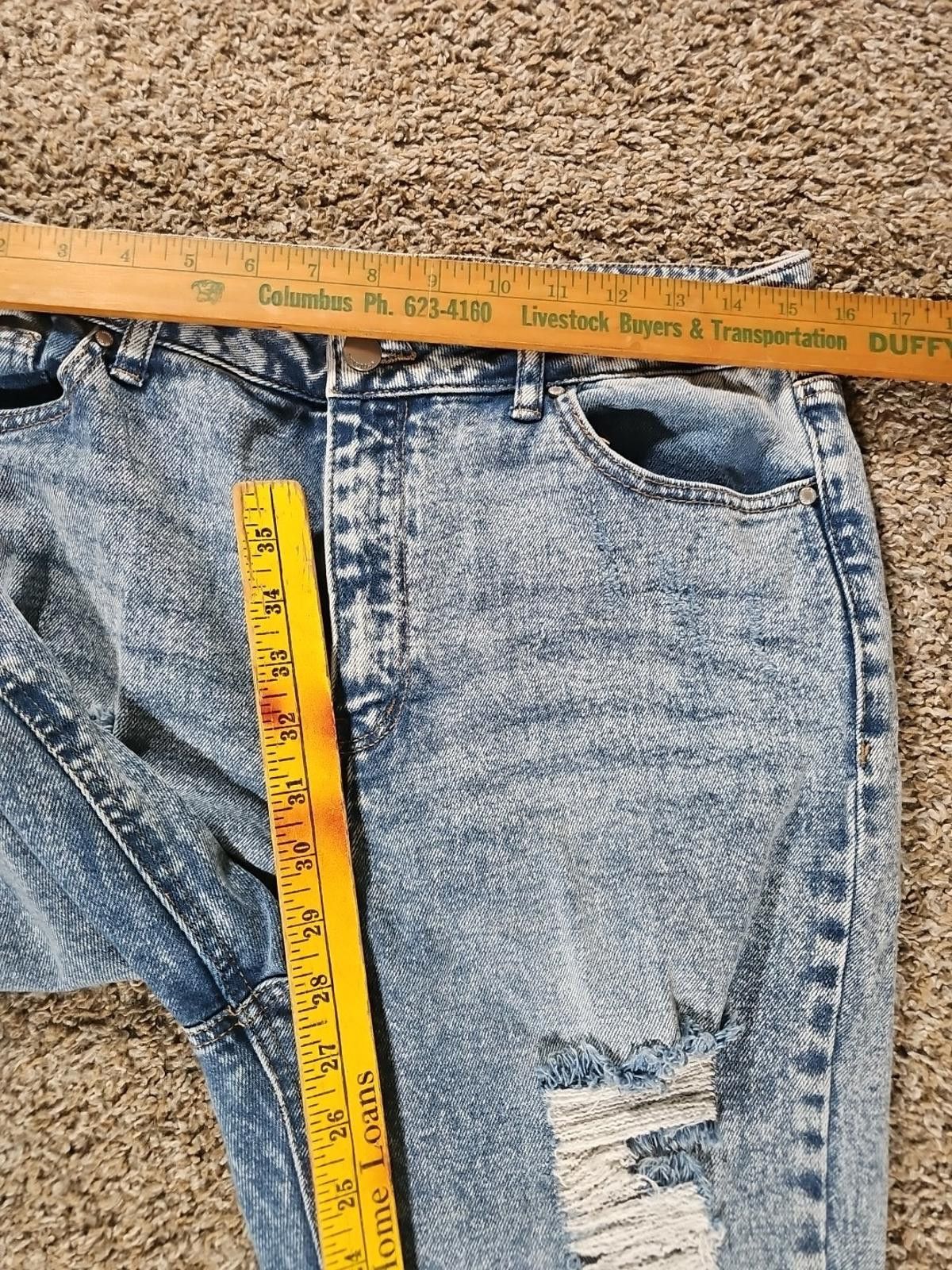Other Tinseltown Sz 11 Destroyed Light Wash Slim Jeans Size 30" / US 8 / IT 44 - 7 Thumbnail