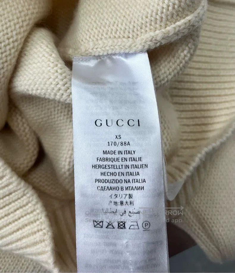 Gucci Gucci White college style bee v-neck knitted sweater Size US XS / EU 42 / 0 - 4 Thumbnail