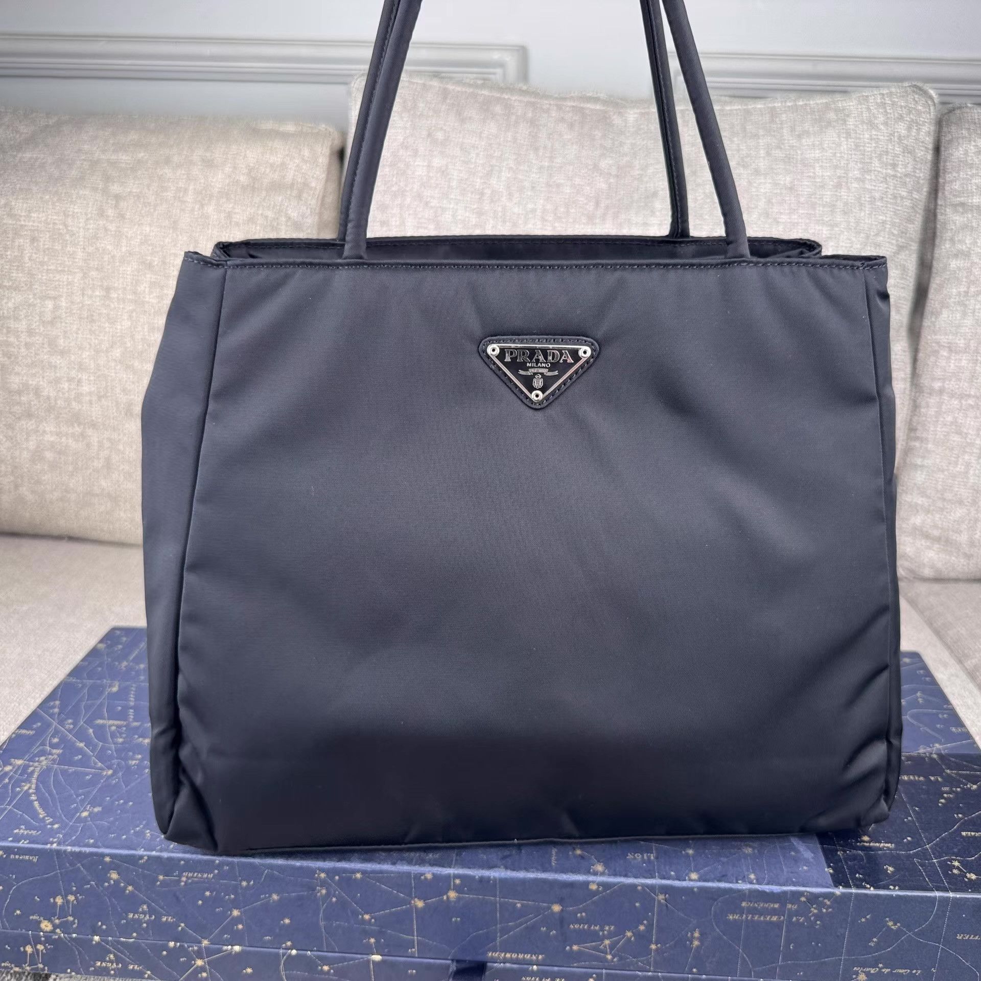 Prada Prada vintage nylon parachute fabric women's handbag Ｑ27 Size ONE SIZE - 1 Thumbnail