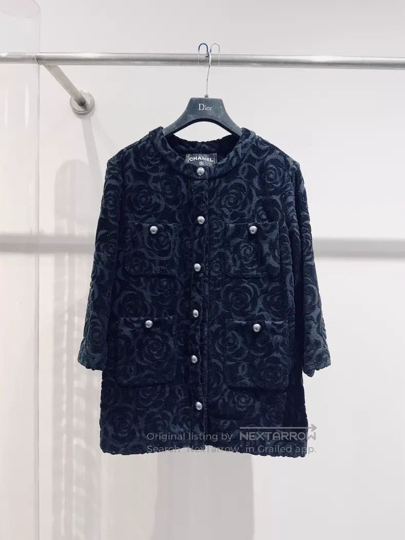 Chanel Chanel Camelia velvet coat Size XXS / US 00 / IT 34 - 1 Thumbnail