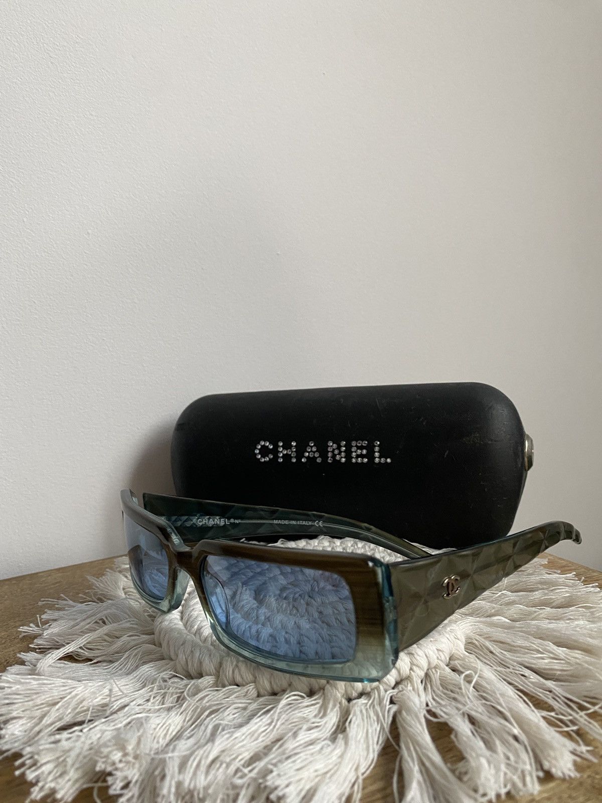 CHANEL 2024 AUTHENTIC SUNGLASSES BLUE GREEN QUILTED VINTAGE 5046