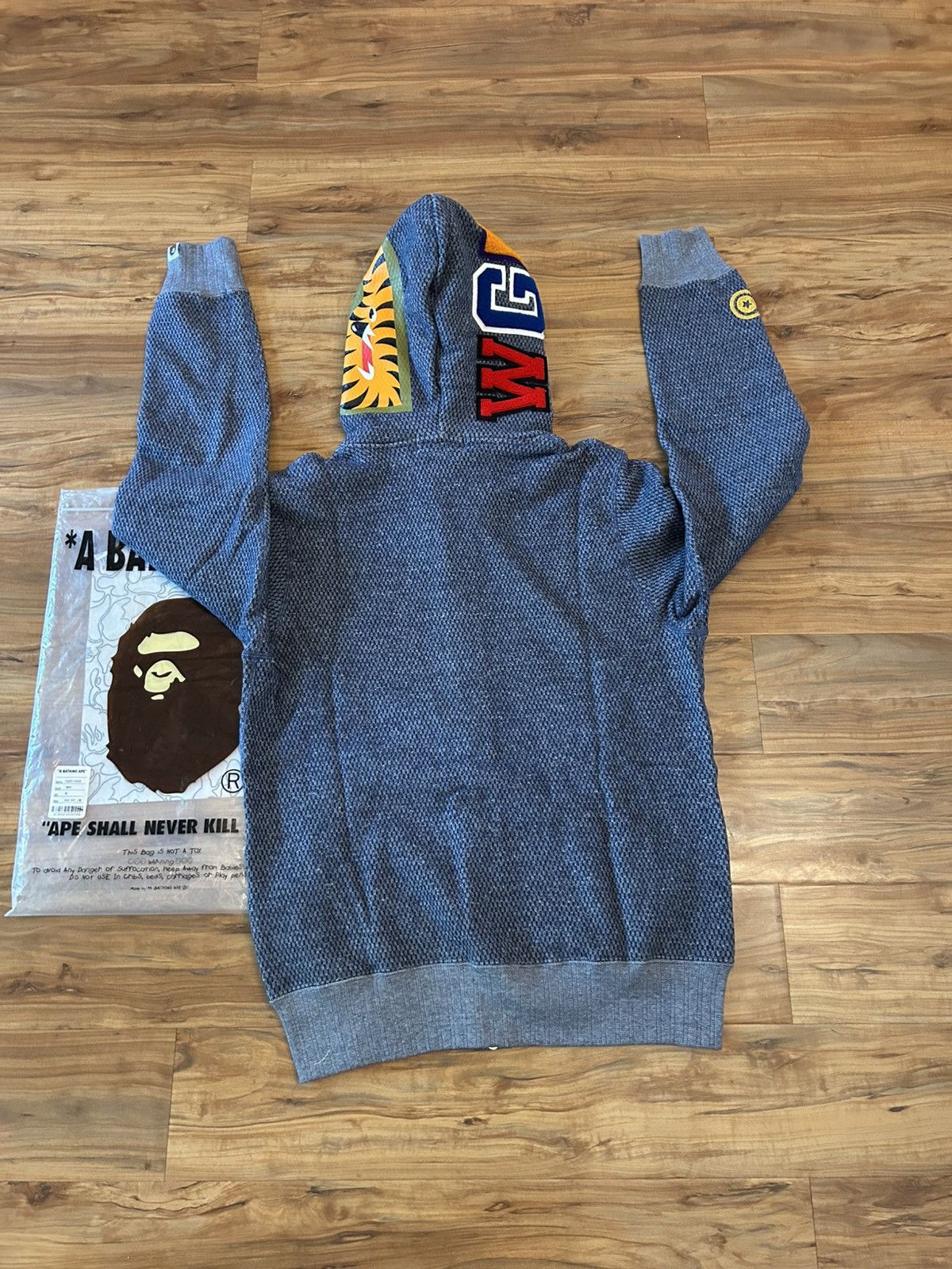 Bape NEW Bape Indigo Shark Full Zip Hoodie Size US M / EU 48-50 / 2 - 5 Thumbnail