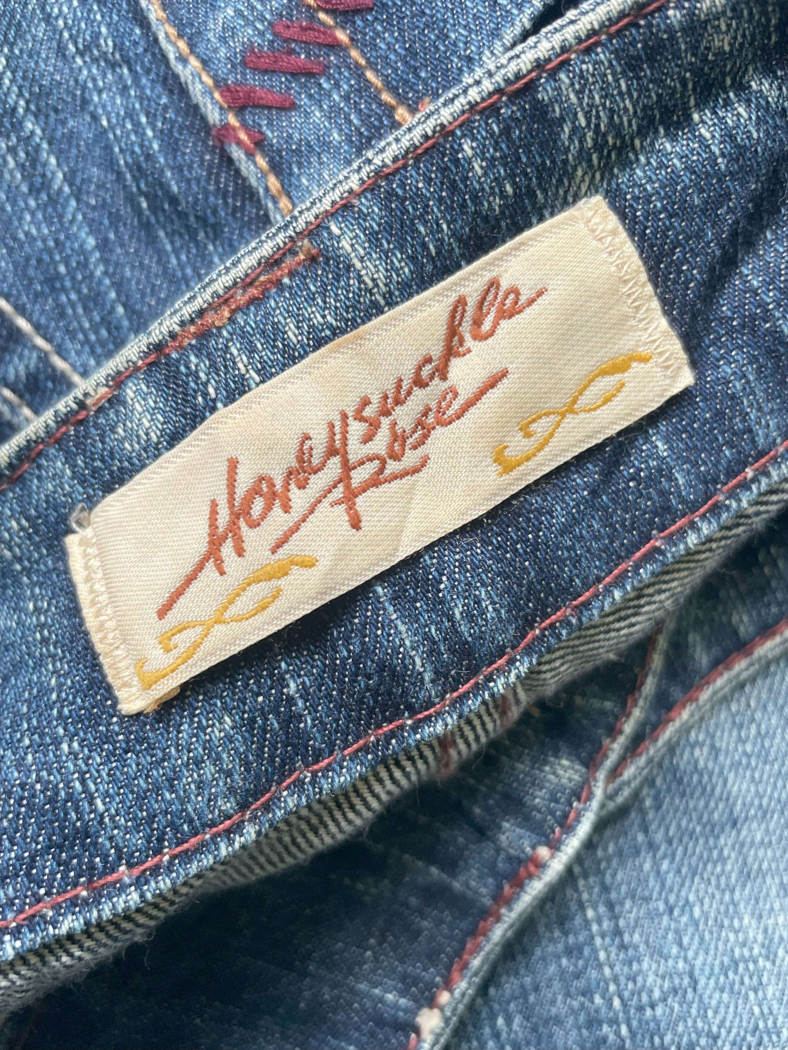 Japanese Brand Flare Honey Suckle Rose Distresed Denim Size 28" / US 6 / IT 42 - 14 Thumbnail