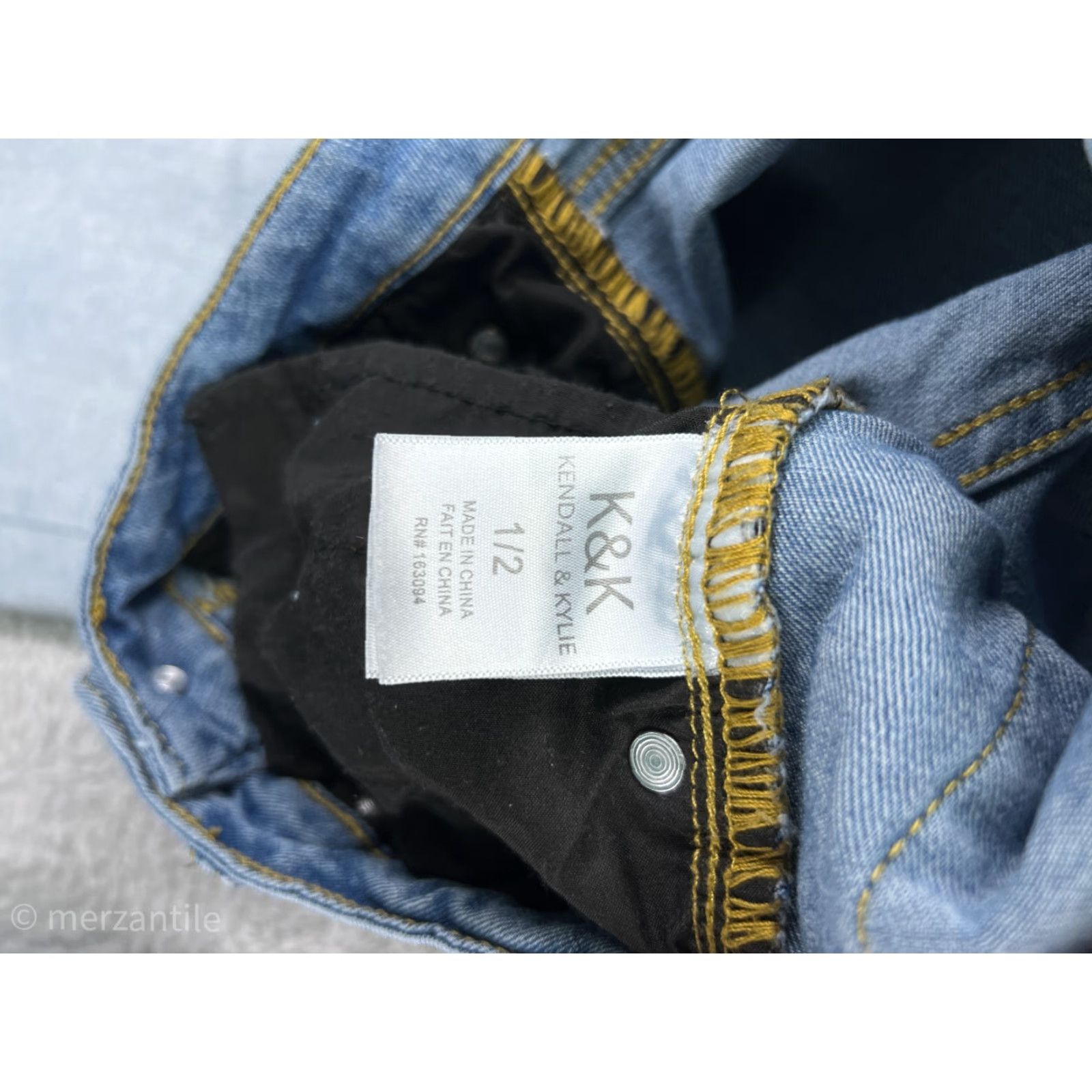 Vintage Kendall And Kylie Jeans Womens Bootcut 1 Light Blue Denim Low Rise 30 Inseam 5-Pocket Design Size 25" / US 0 / IT 36 - 5 Thumbnail