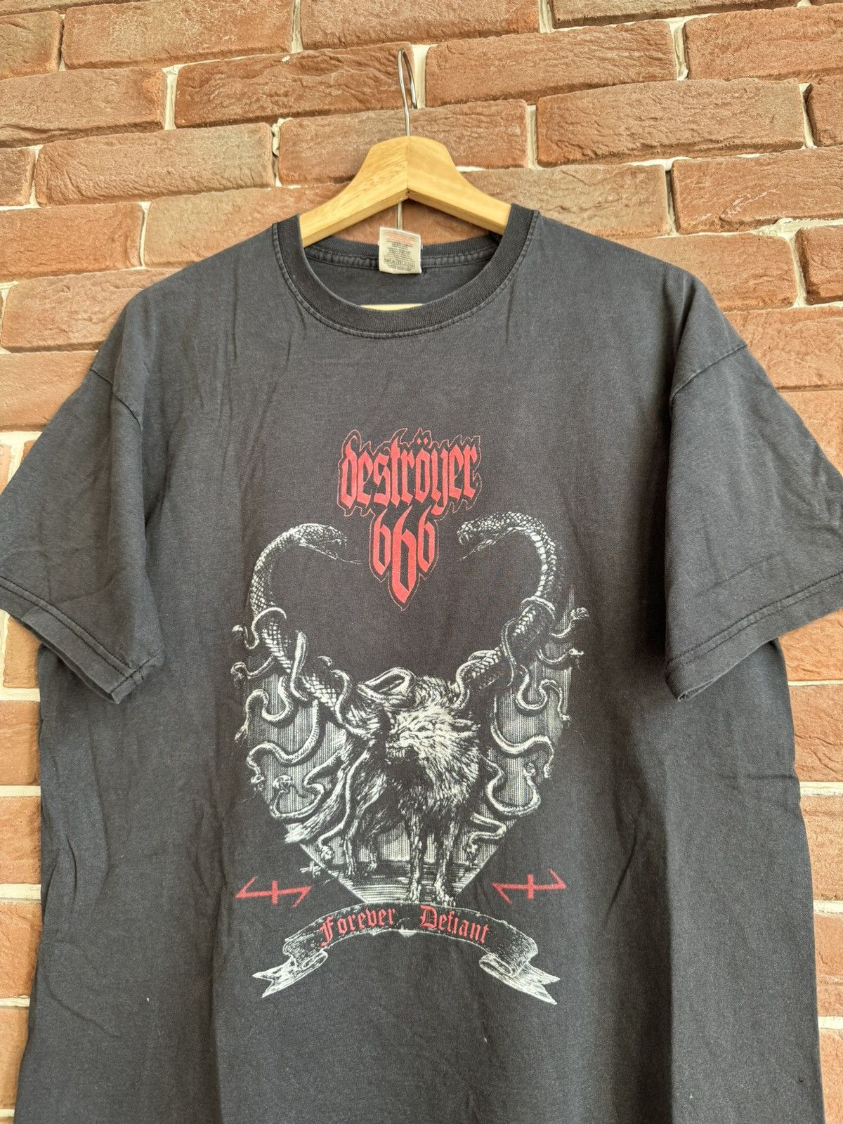 Band Tees Rare Vintage 00s Destroyer 666 Death Metal Tshirt Rar Size US L / EU 52-54 / 3 - 3 Thumbnail
