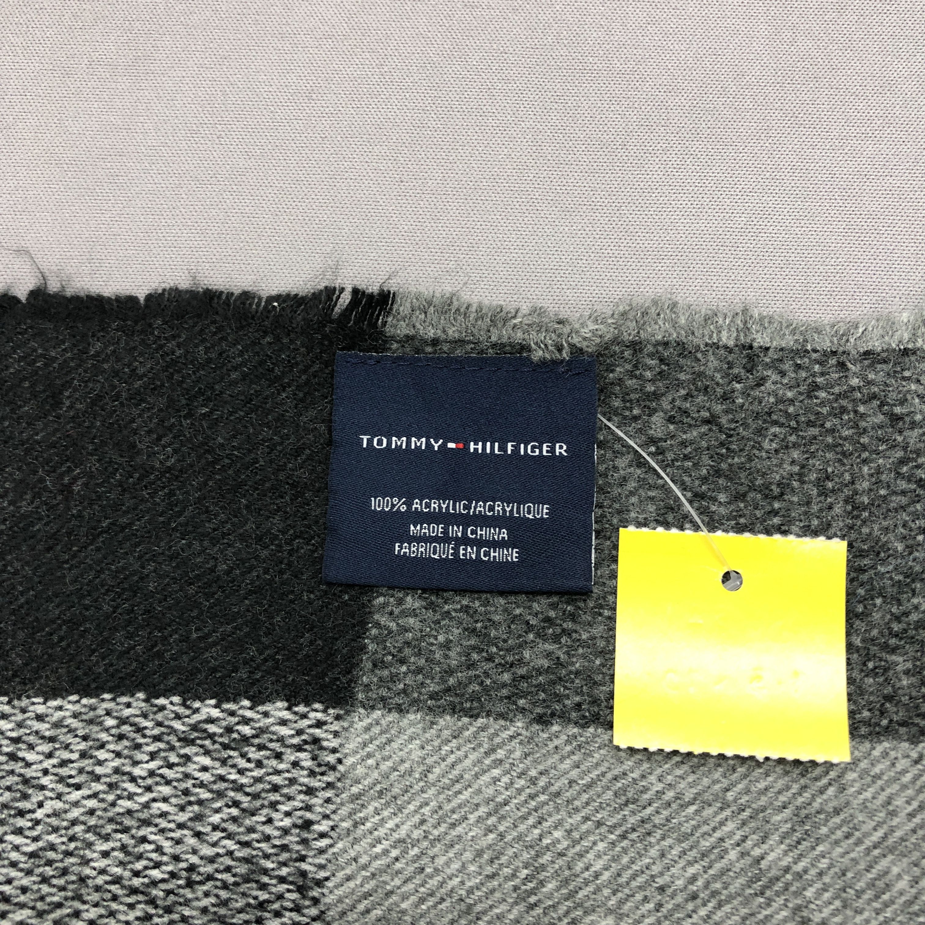 Tommy Hilfiger Tommy Hilfiger Scarf / Muffler / Neckwear Size ONE SIZE - 5 Thumbnail