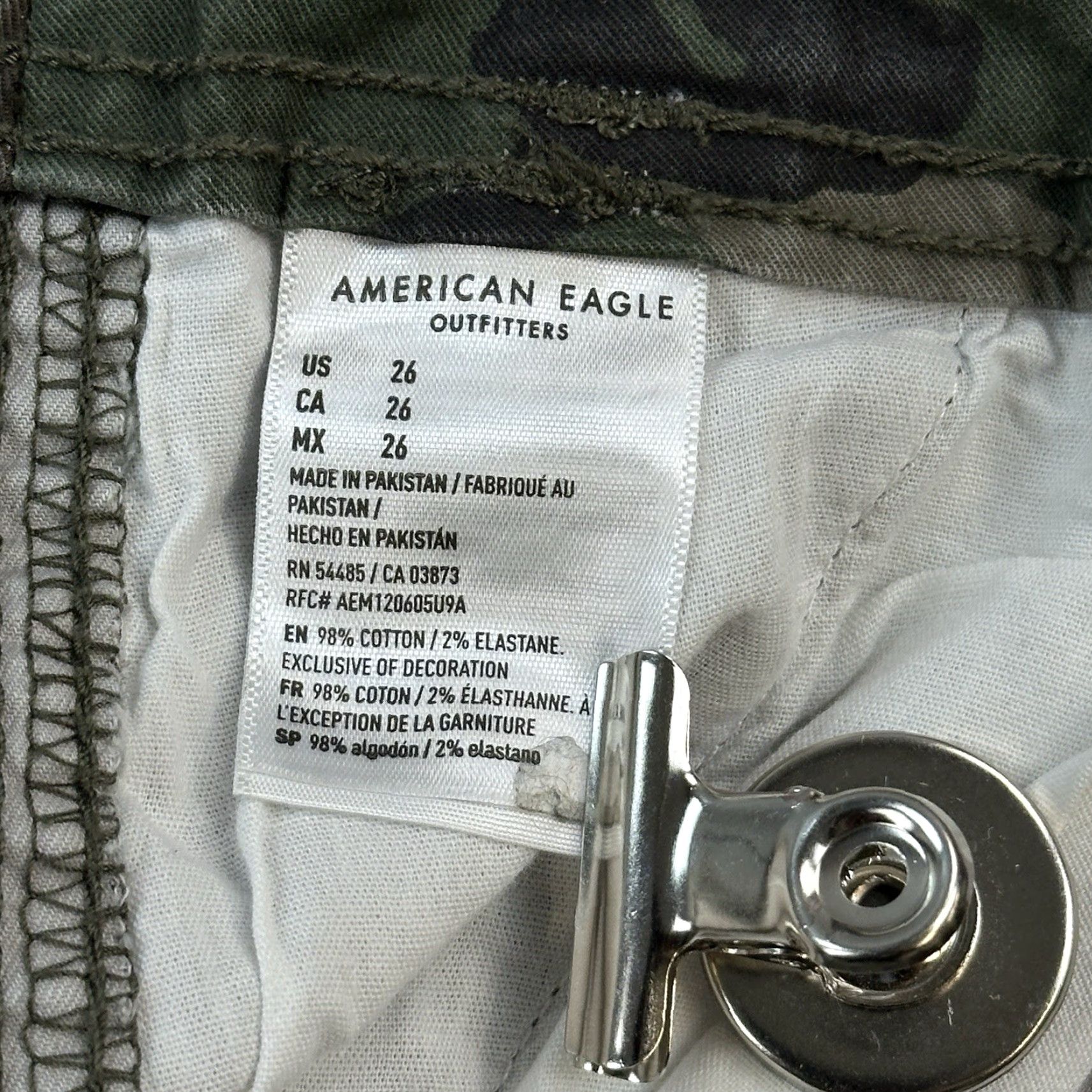 American Eagle Outfitters VINTAGE American Eagle Shorts Mens 26 (28) Military Camo Canvas Utility Cargo Skate Size US 28 / EU 44 - 7 Thumbnail