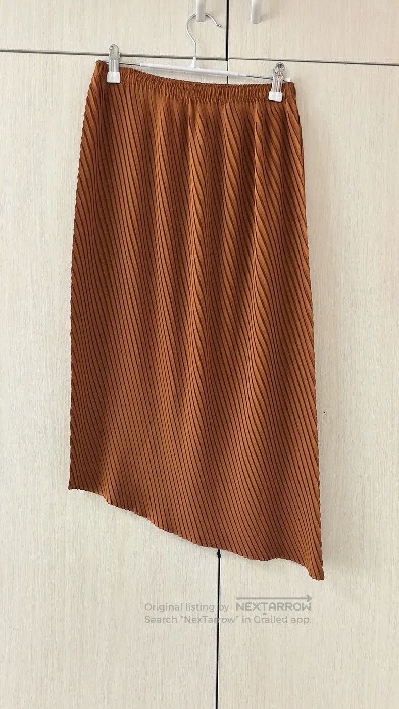 Issey Miyake Issey Miyake Diagonal Stripe Skirt Pumpkin Color Size 25" / US 0 / IT 36 - 1 Thumbnail