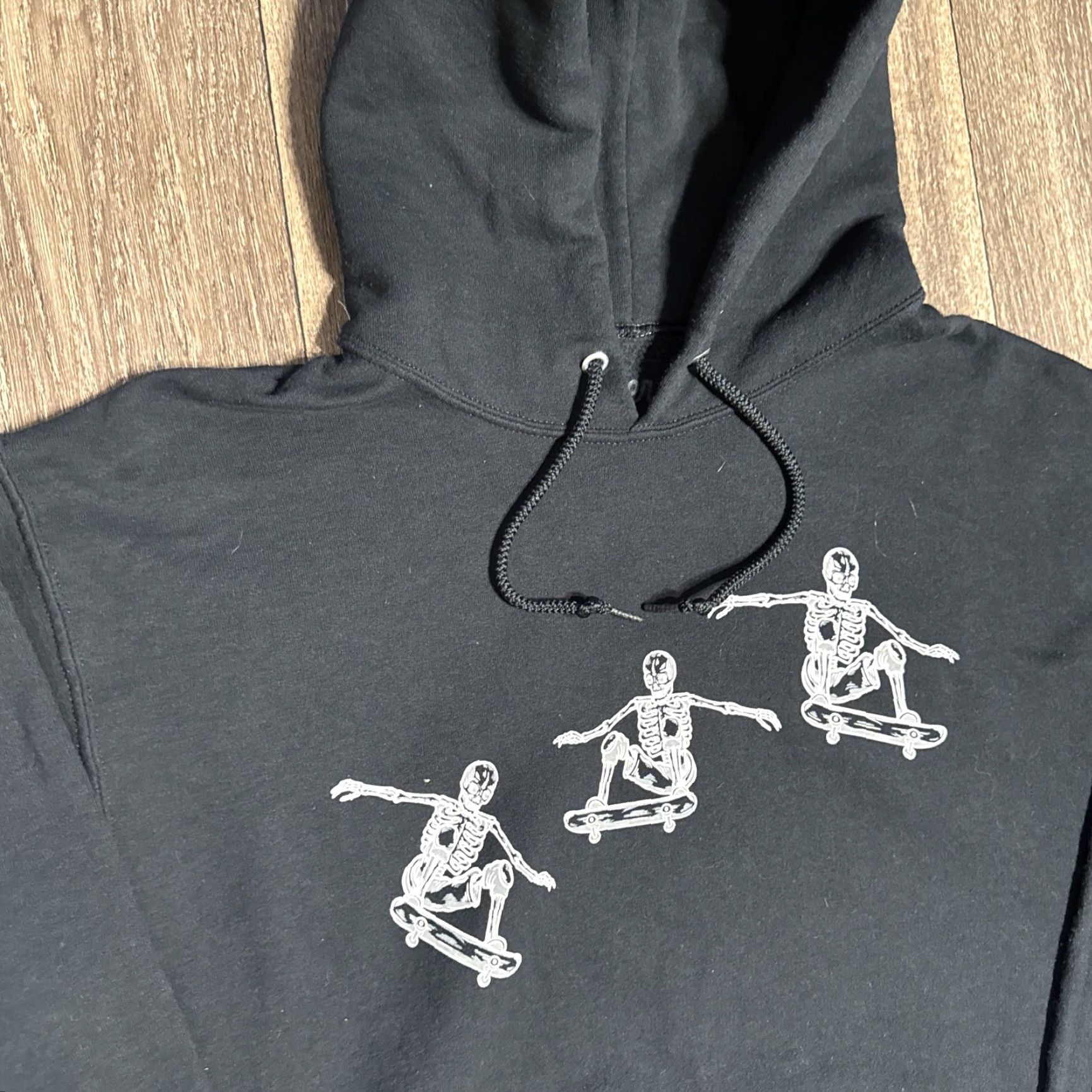 Vintage VINTAGE Bowery Supply Co Black Punk Skateboarding Hoodie Men M Pullover Hoodie Skateboarding Black Goth Y2K Cyber Punk Skeleton Grunge 90s Theme Mens Size US M / EU 48-50 / 2 - 3 Thumbnail