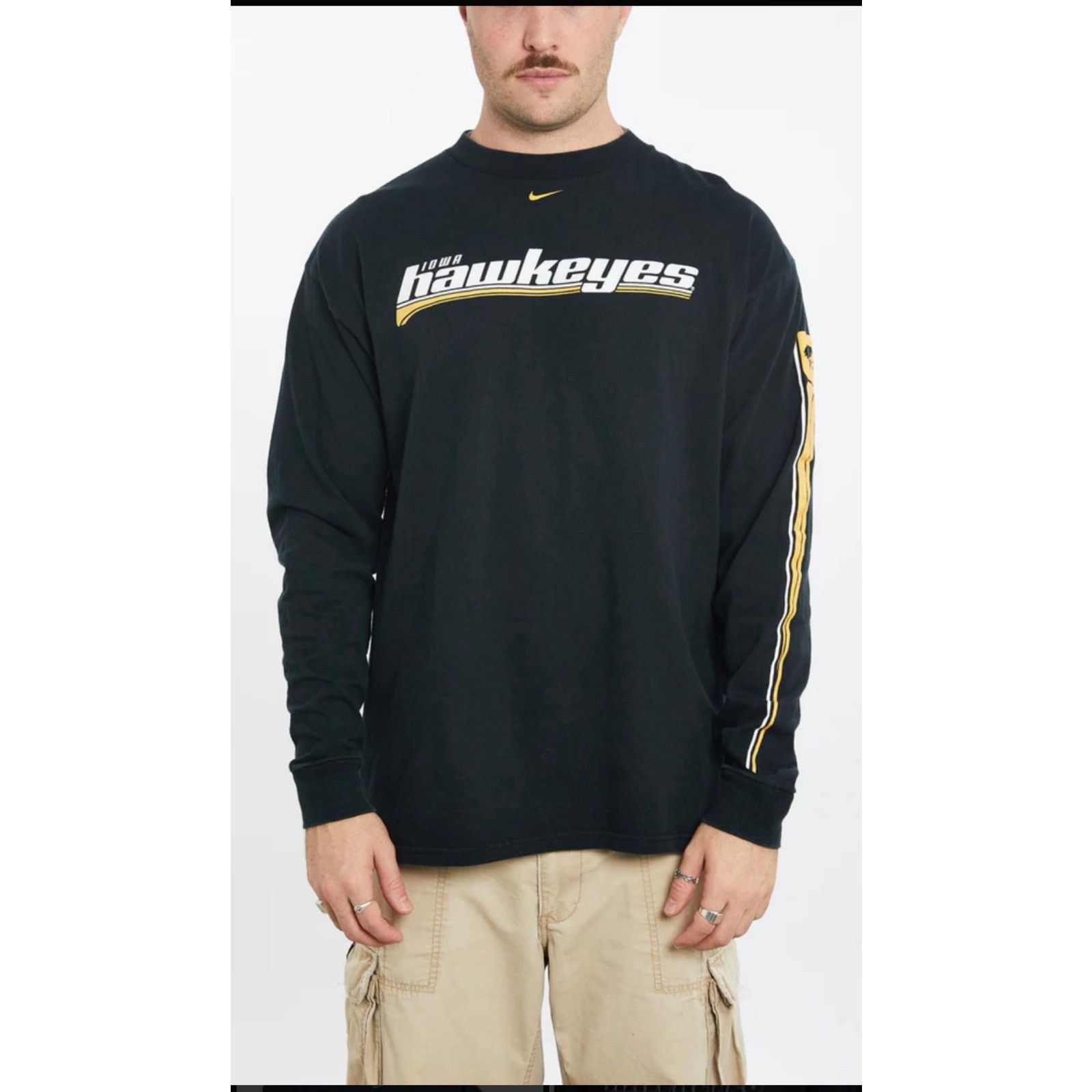 Nike Vintage Nike Iowa Hawkeyes Long Sleeve Athletic Sz XL Y2K Size US XL / EU 56 / 4 - 1 Thumbnail