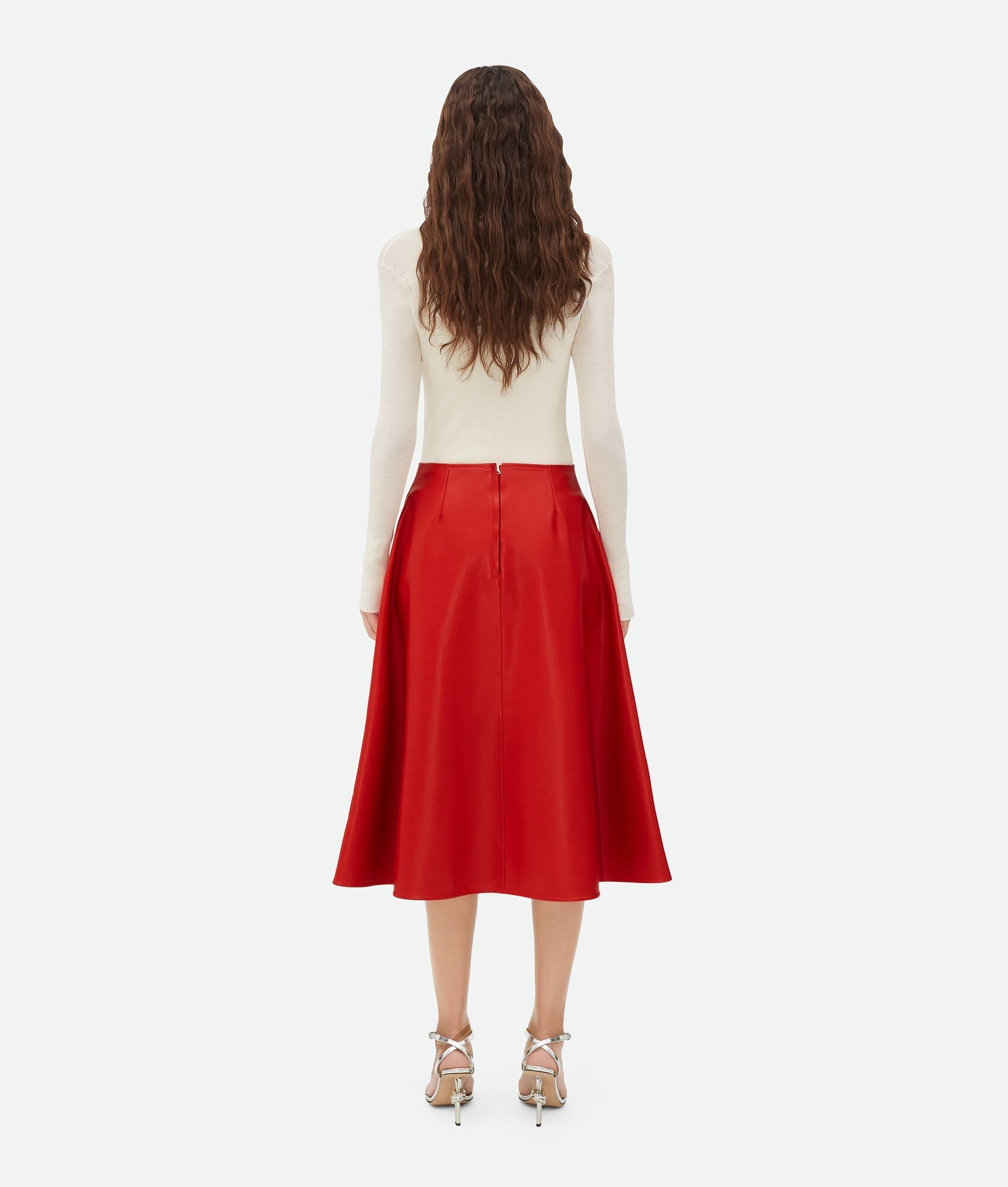 Bottega Veneta o1w1db10825 Leather Midi Skirt in Red Size 28" / US 6 / IT 42 - 3 Thumbnail
