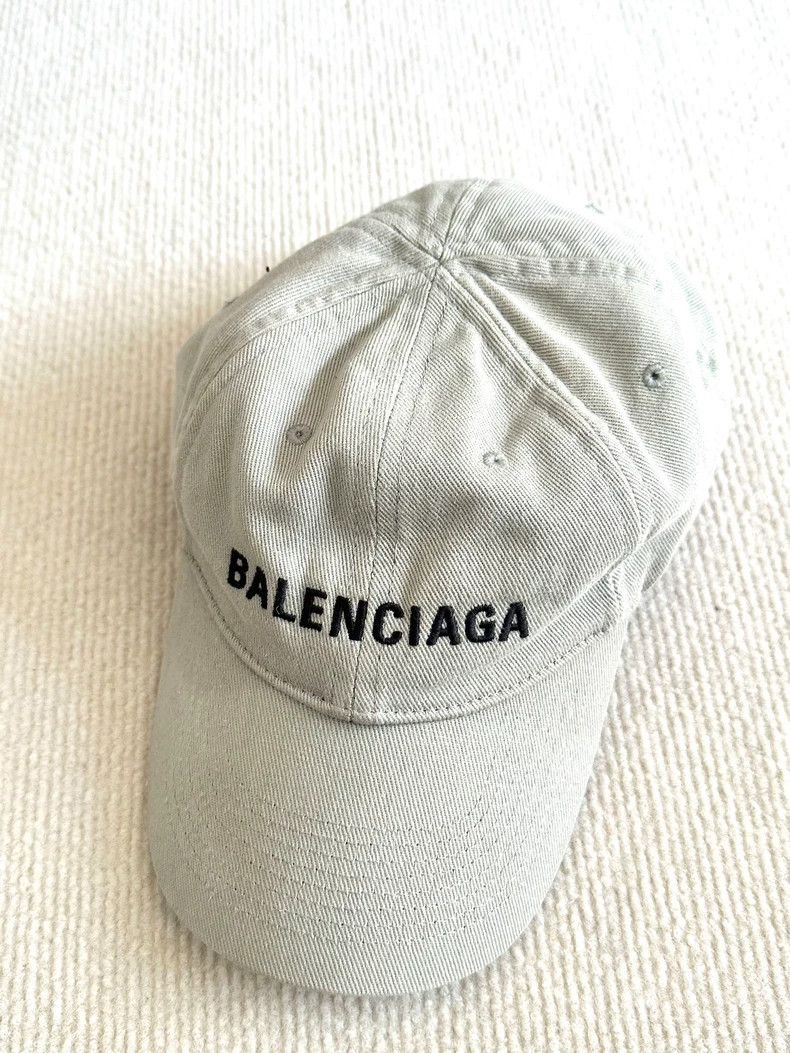 Balenciaga Balenciaga Washed and worn-out embroidered logo baseball ca Size ONE SIZE - 1 Thumbnail