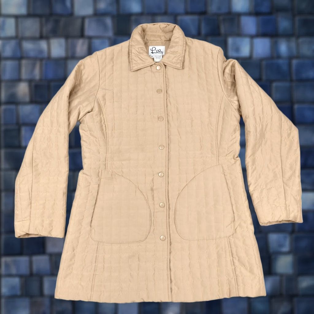 Lilly Pulitzer Lilly Pulitzer Coat Womens Medium Beige Quilted Snap Front Pockets Lined Warm Size M / US 6-8 / IT 42-44 - 1 Thumbnail