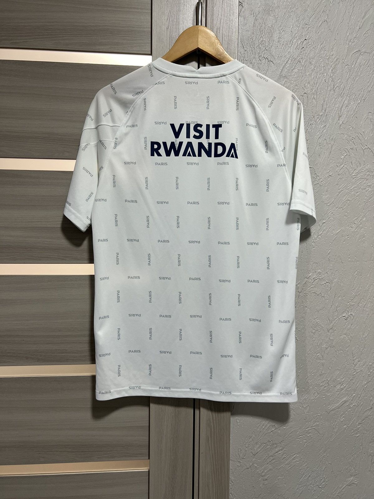 Nike PSG 2022/2023 Soccer Jersey Football Y2K T-shirt Size US M / EU 48-50 / 2 - 7 Thumbnail