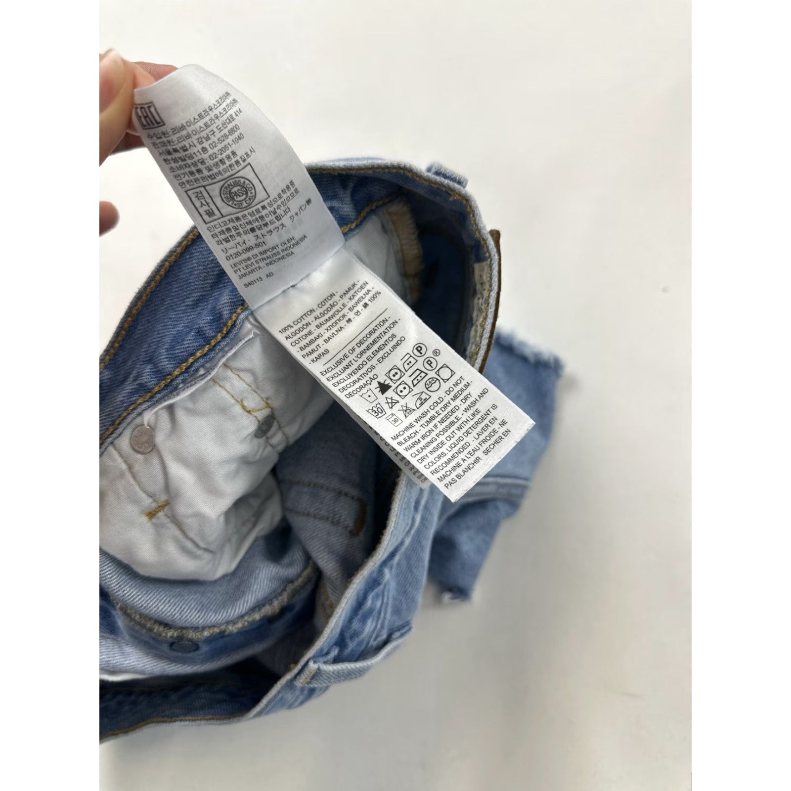 Levi's VINTAGE Levi’s Casual Shorts Women’s 29 Blue Denim Cut-Off Classic Cotton 90s Girls Size 29" - 5 Thumbnail