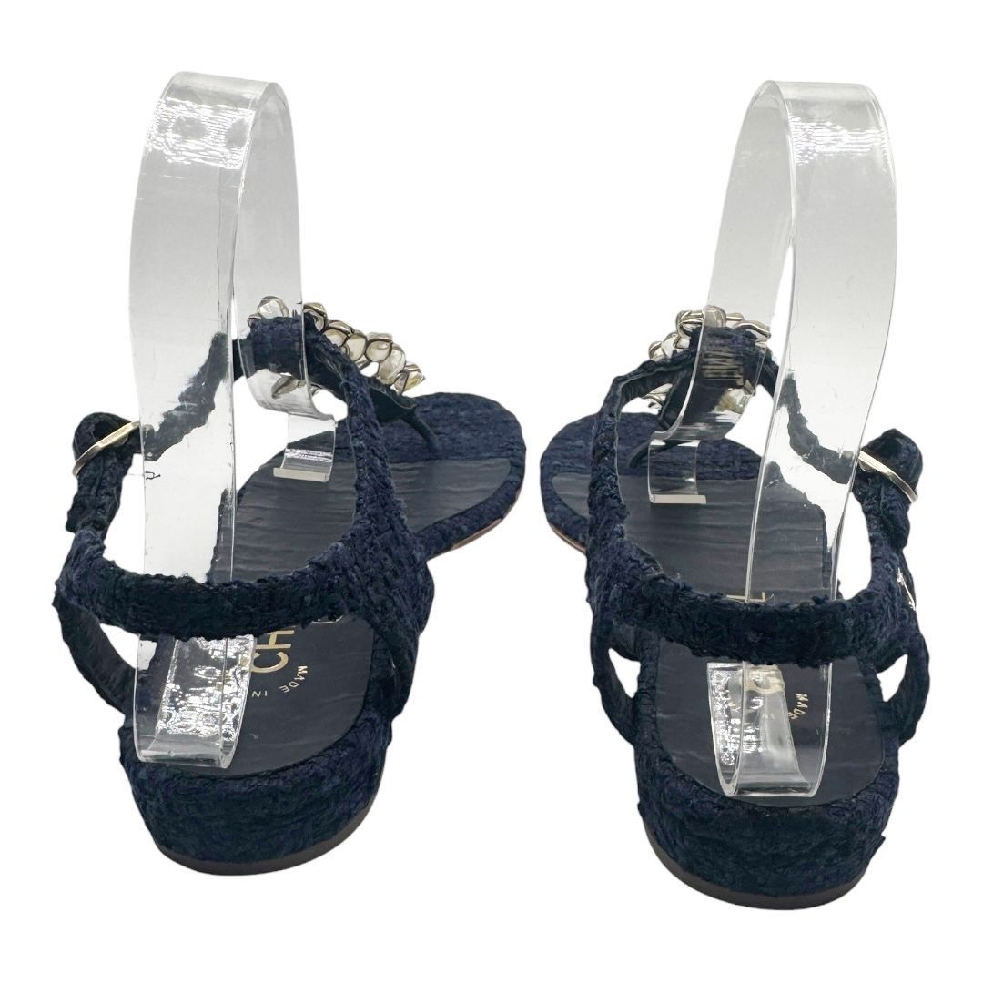 Chanel Chanel T-Strap Tweed Floral Sandals 2016 Camellia Pearl Navy Size US 7 / IT 37 - 4 Thumbnail