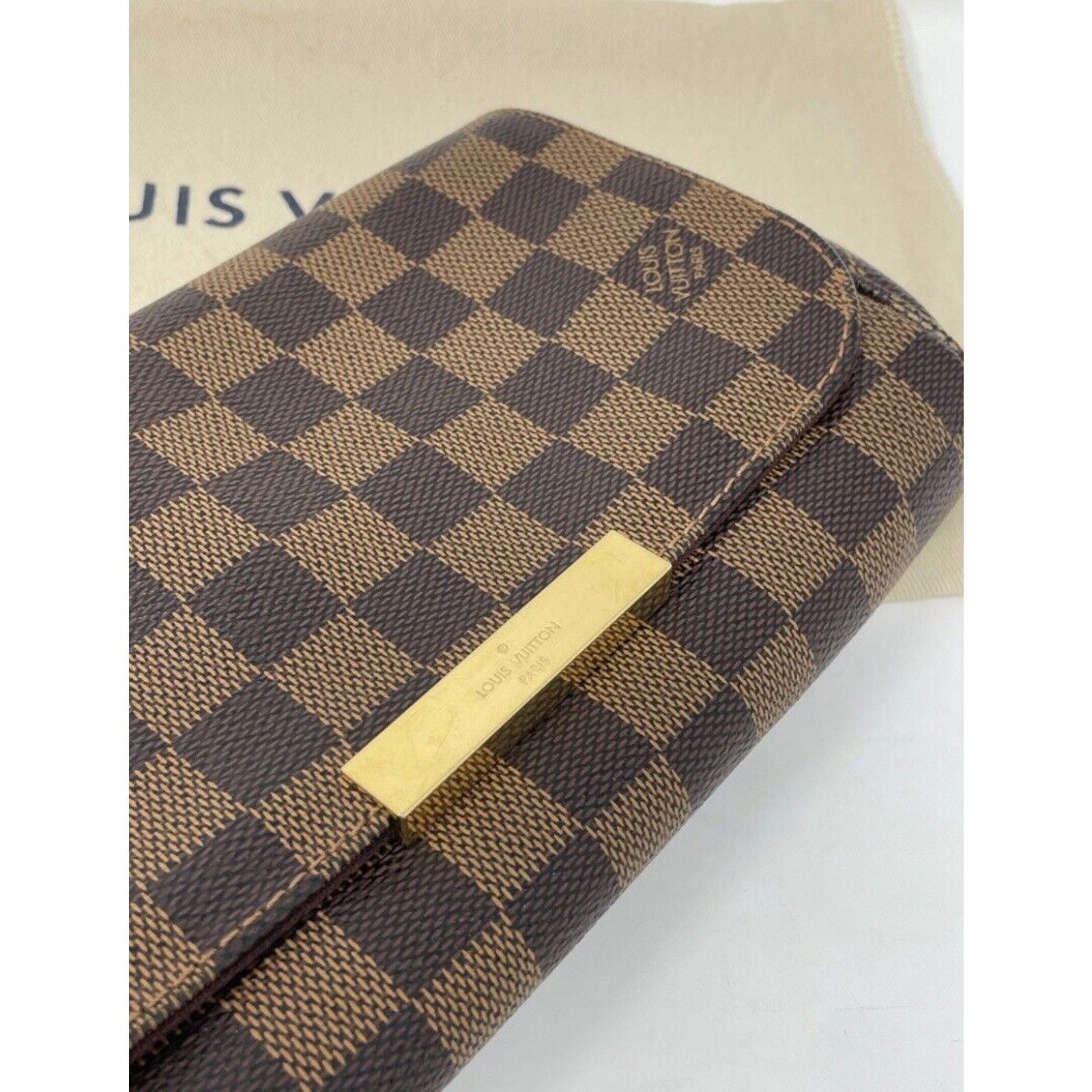 Louis Vuitton LOUIS VUITTON Favorite PM Damier Ebene Crossbody DISCONTINUE Size ONE SIZE - 9 Thumbnail