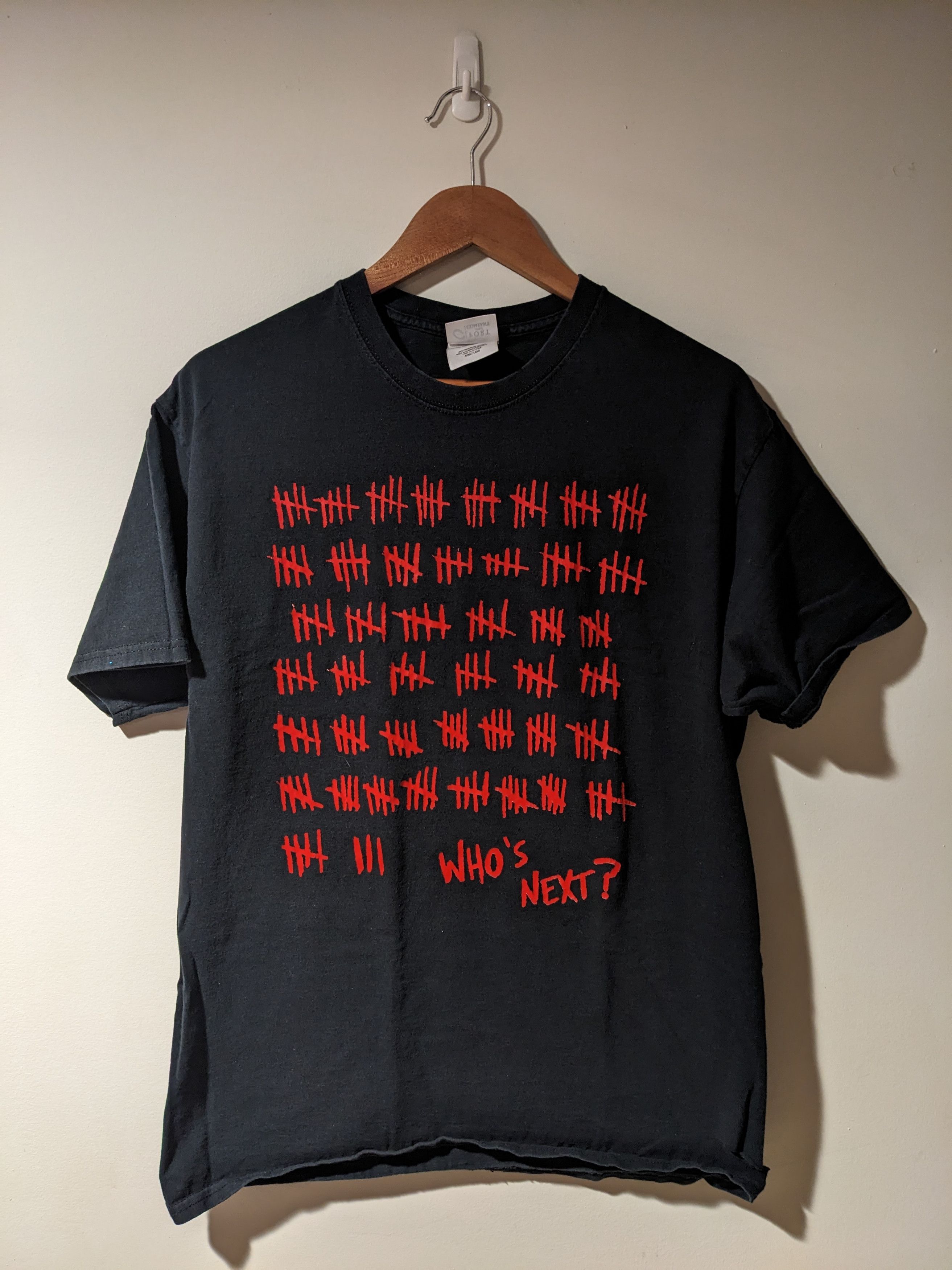 Vintage Vintage Y2K Who's Next Serial Killer Horror Large T-Shirt Size US L / EU 52-54 / 3 - 1 Thumbnail