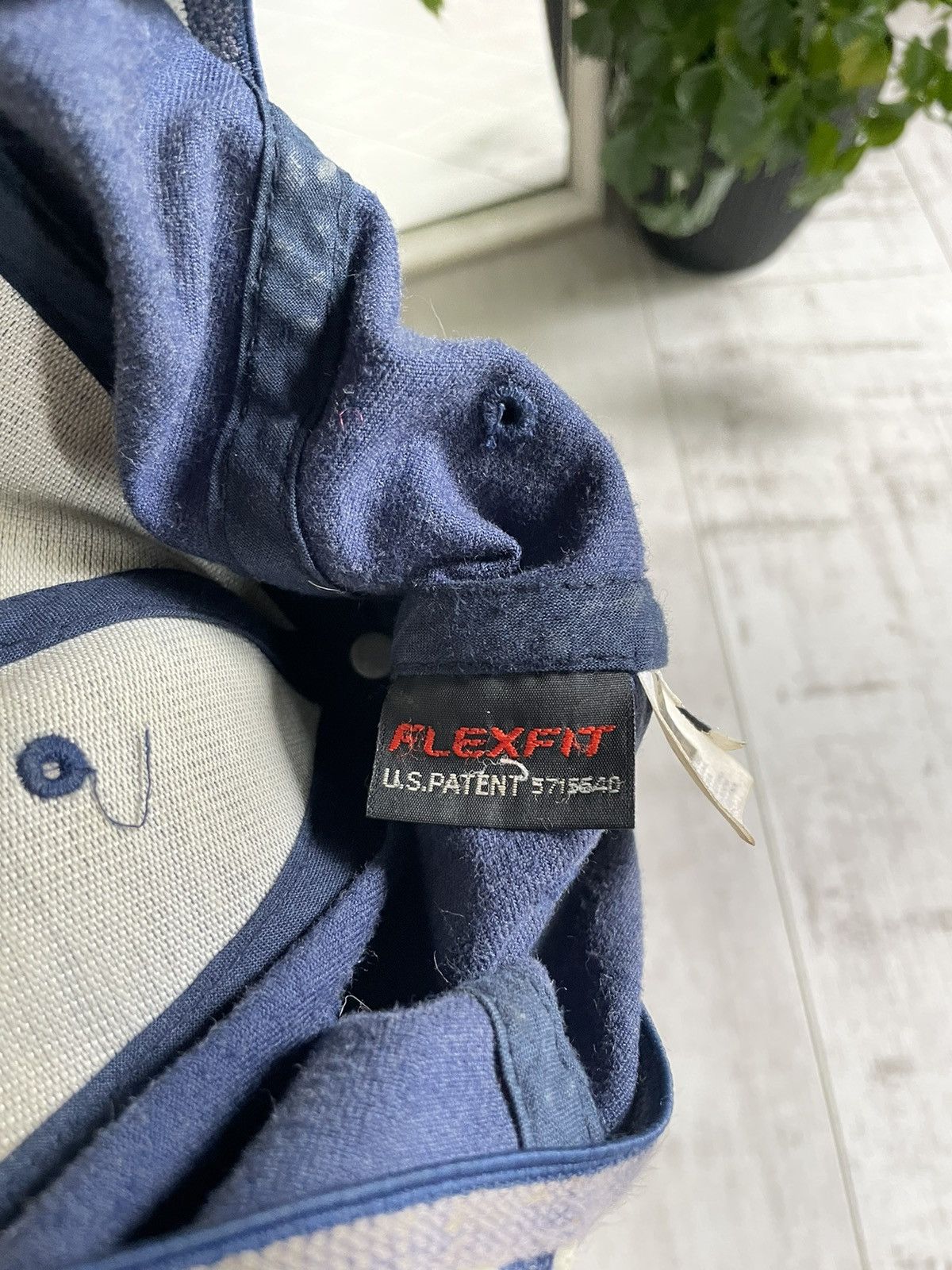 Quiksilver × Vintage Quiksilver 80’s Vintage FlexFit Cap Sun Faded Surf RARE Size 32 - 8 Thumbnail
