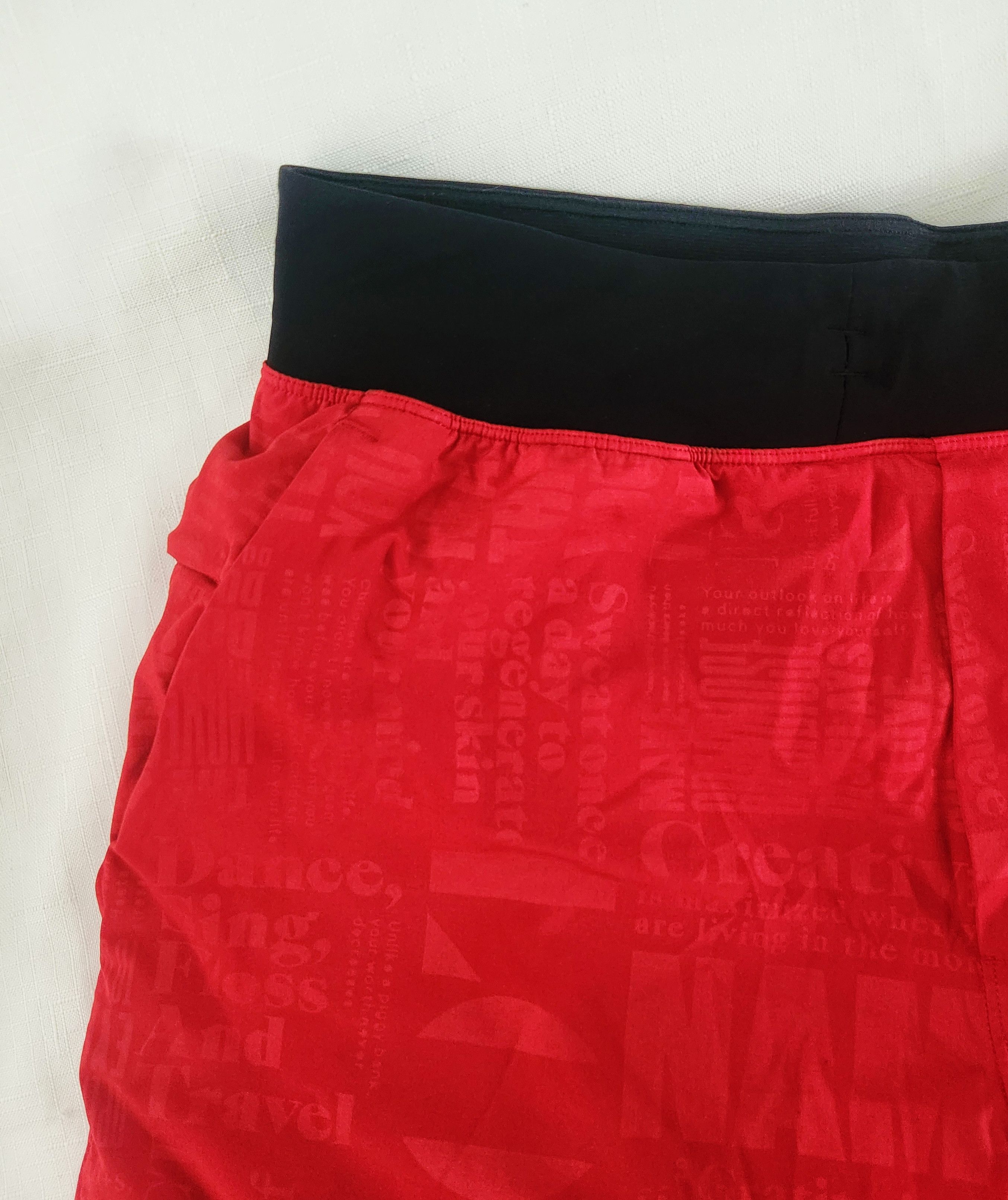Lululemon Lululemon T.H.E. Short 9" Manifest Dark Red Shorts Medium Size US 32 / EU 48 - 3 Thumbnail