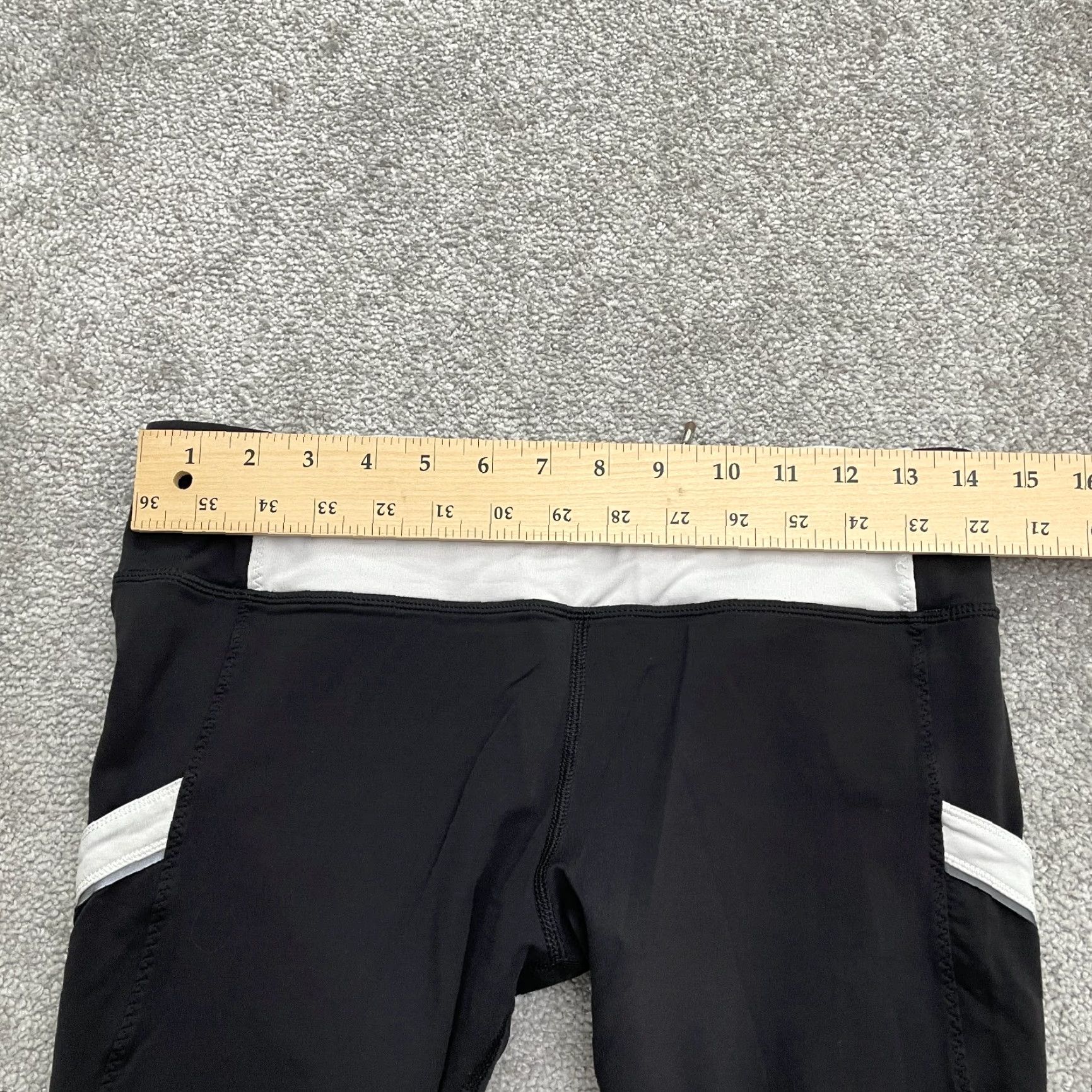 Lululemon Lululemon Run Mod Moves Crop Pants Womens 8 Black Zip Pocket Active Yoga 28x17 Womens Size 30" / US 8 / IT 44 - 6 Thumbnail