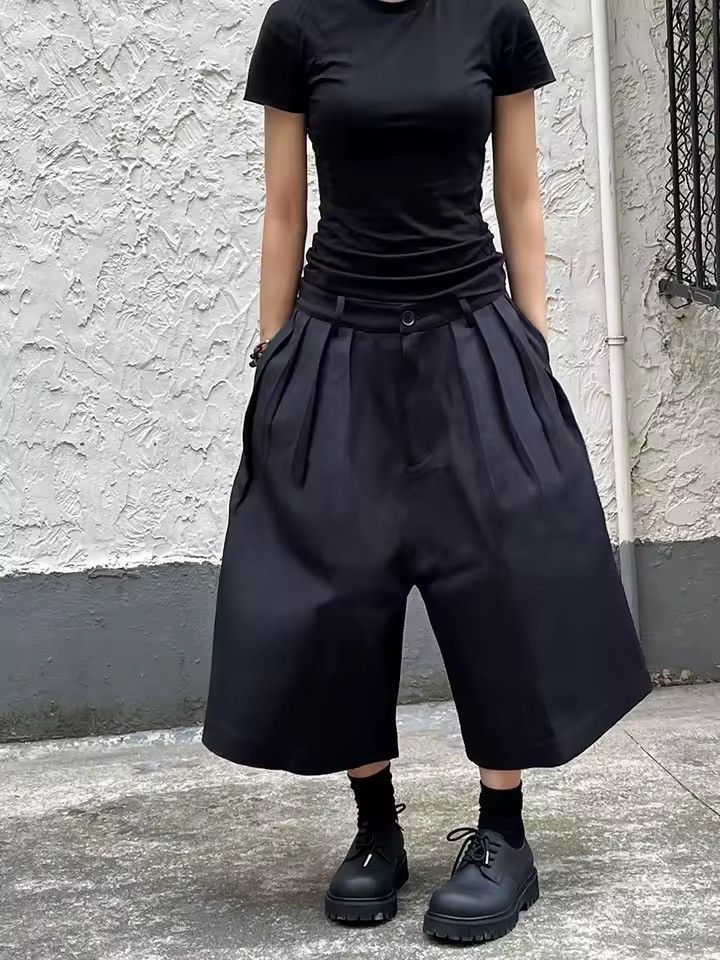 Other Casual Basic Wide Leg Baggy Black Shorts Size US 32 / EU 48 - 5 Thumbnail