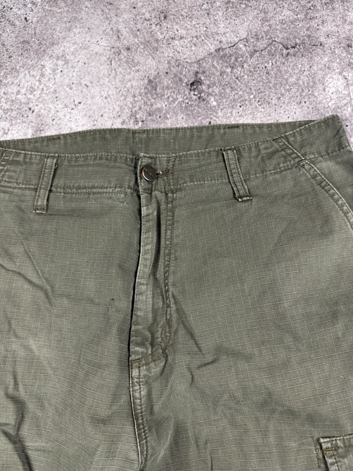 Carhartt Vintage Carhartt Cargo Distressed Pants Faded Khaki Y2K Size US 31 - 11 Thumbnail