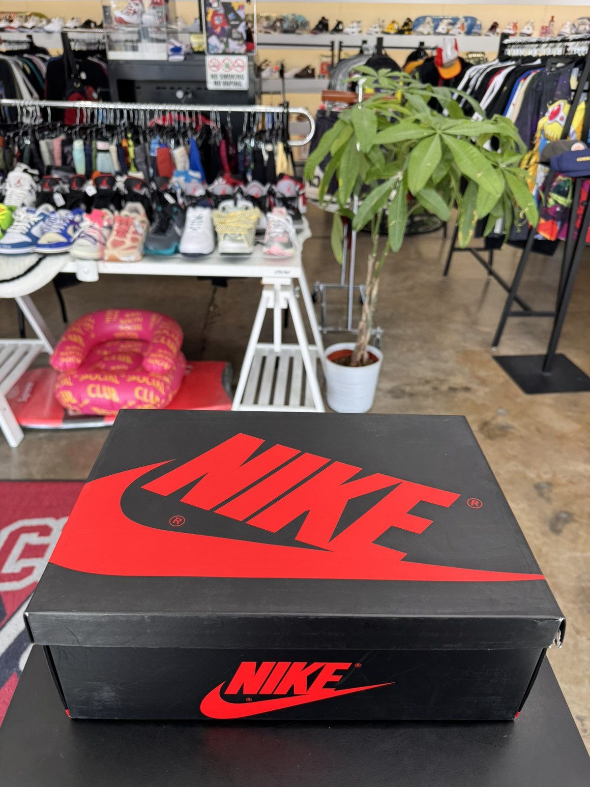 Air Jordan 1 Hyper Royal Smoke Grey Size 9 (2021)