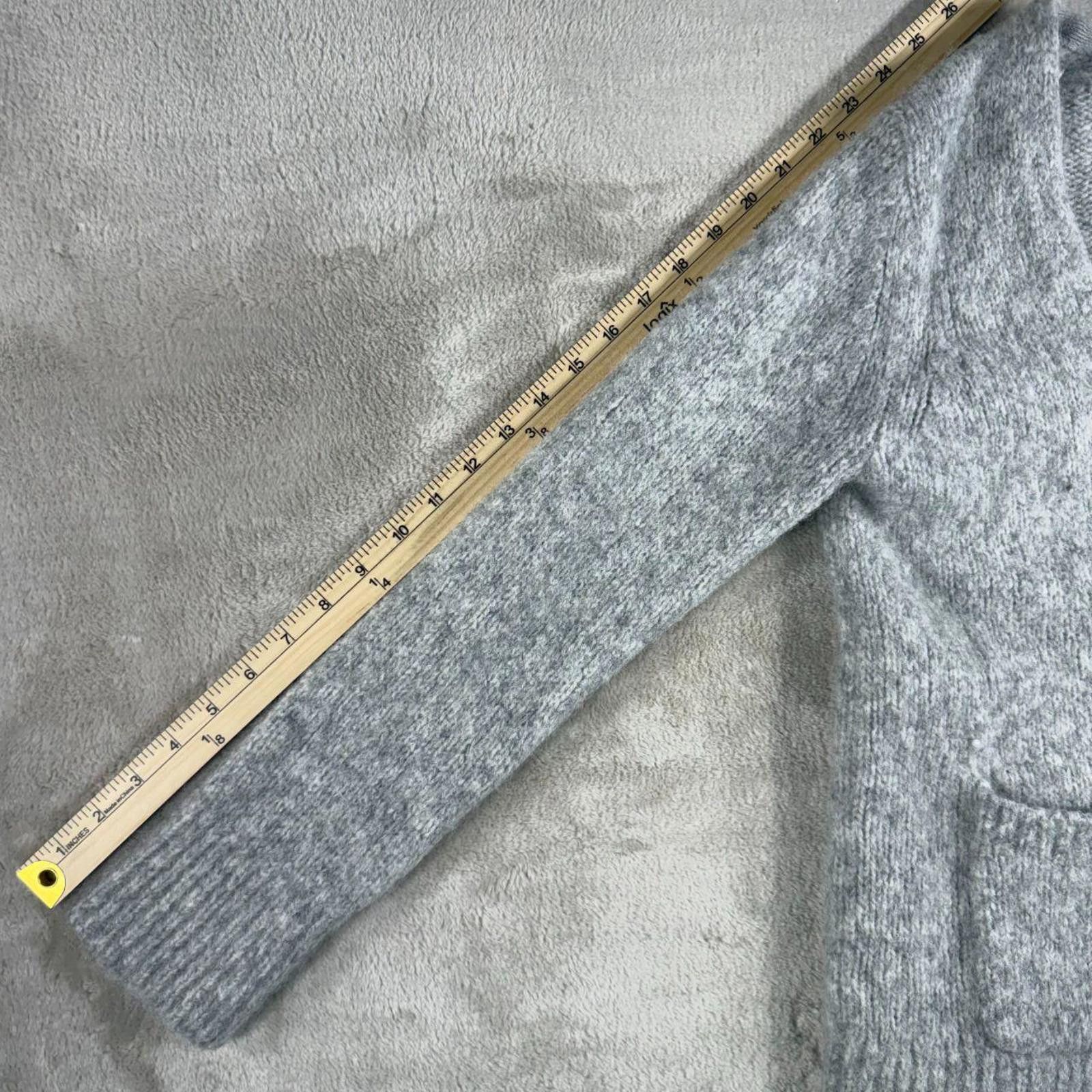 Banana Republic Banana Republic Cardigan Women's M Grey V-Neck Knit Size M / US 6-8 / IT 42-44 - 6 Thumbnail