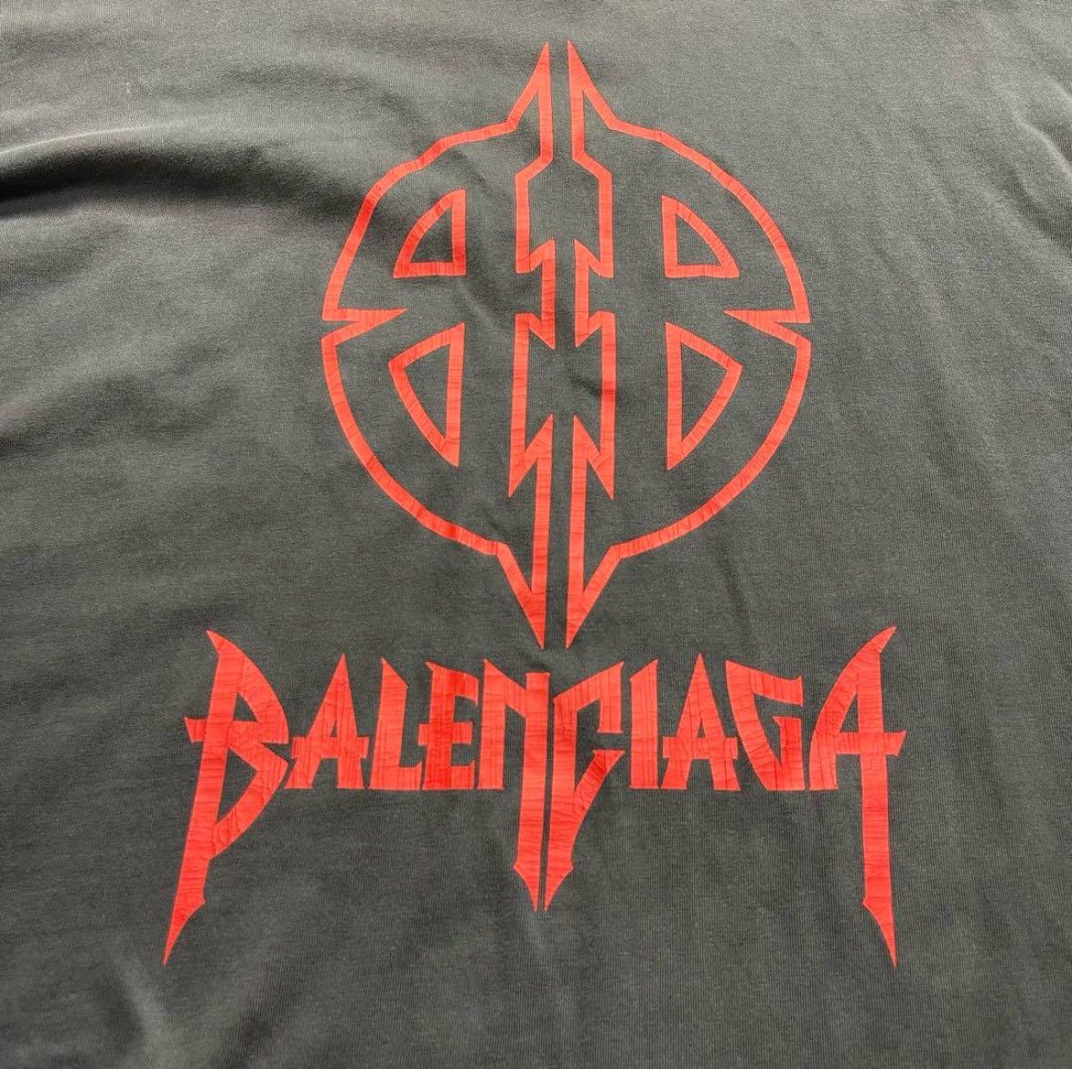 Balenciaga Balenciaga 23AW Metal Logo Long Sleeve T-Shirt Size US S / EU 44-46 / 1 - 3 Thumbnail