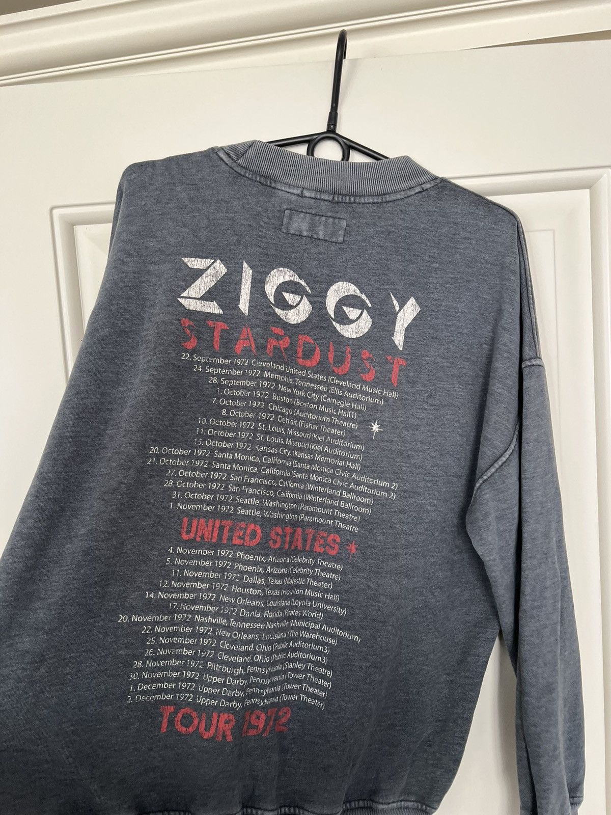 Band Tees Bowie Band Sweatshirt Rock Musician Size US M / EU 48-50 / 2 - 14 Thumbnail