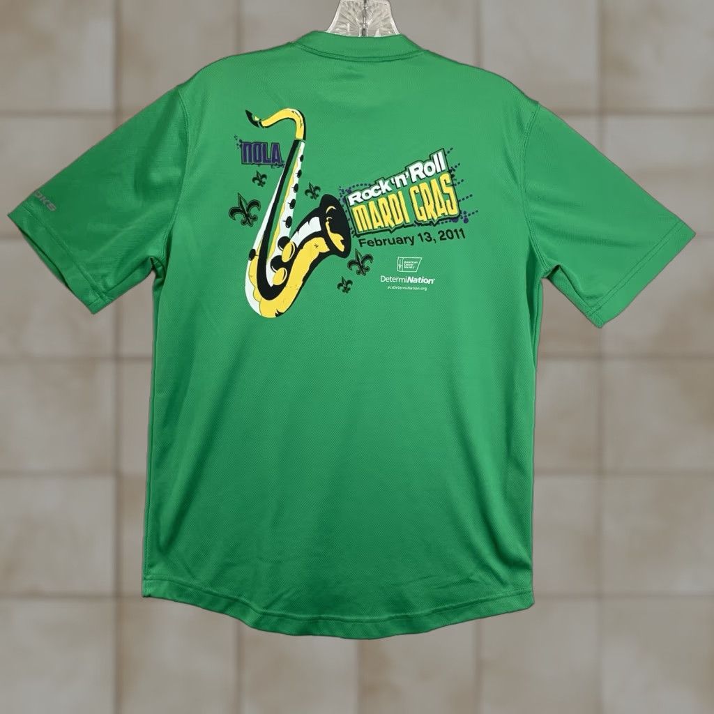 Brooks Brooks Running Shirt Rock & Roll Mardi Gras Marathon 2011 Medium Shirt Unisex Adults Green Graphic Print 100% Polyester T-Shirt Size US M / EU 48-50 / 2 - 1 Thumbnail