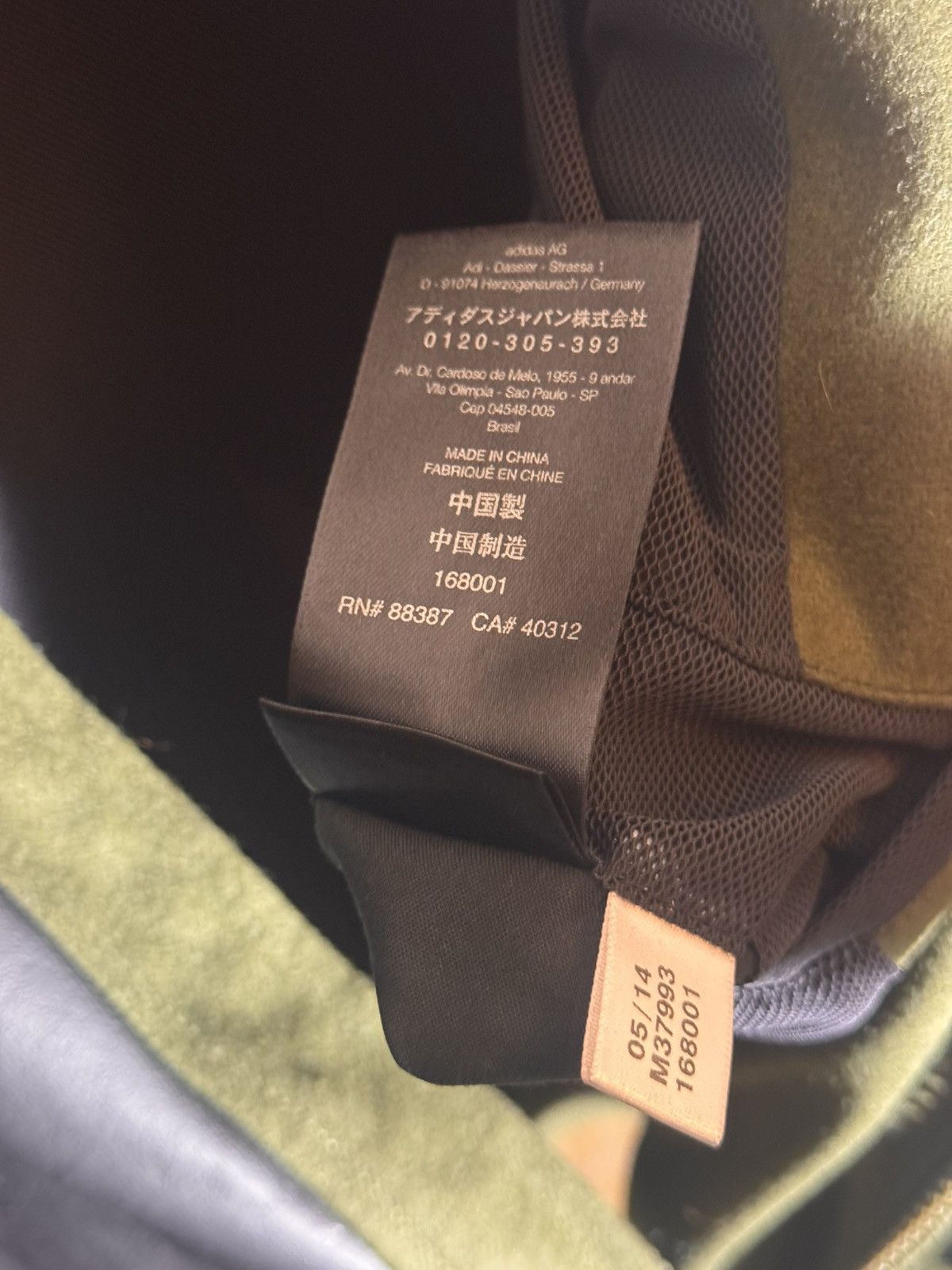Yohji Yamamoto used yohji yamamoto black coated bomber jacket y3 M Size US M / EU 48-50 / 2 - 4 Thumbnail