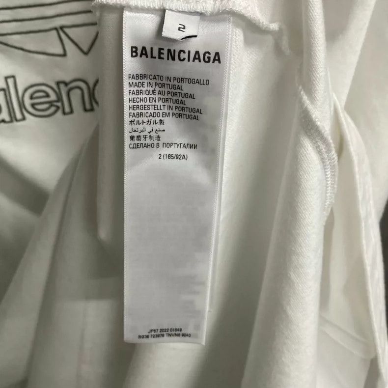 Balenciaga Balenciaga White embroidered logo short sleeve Size US M / EU 48-50 / 2 - 3 Thumbnail