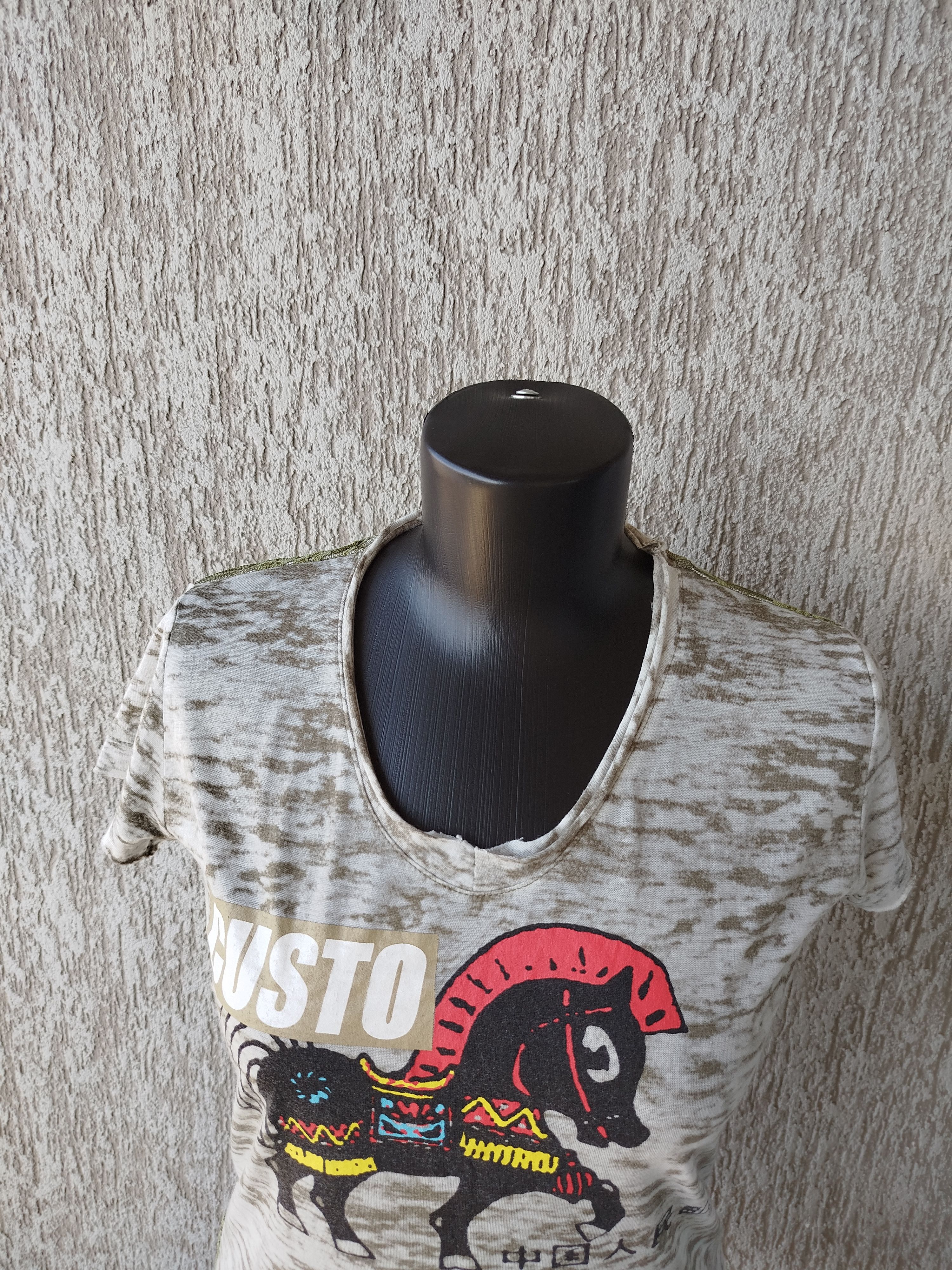 Custo Barcelona Top Short Sleeve Trojan Horse Lace Back Vintage Y2K Size 3/L Size L / US 10 / IT 46 - 3 Thumbnail